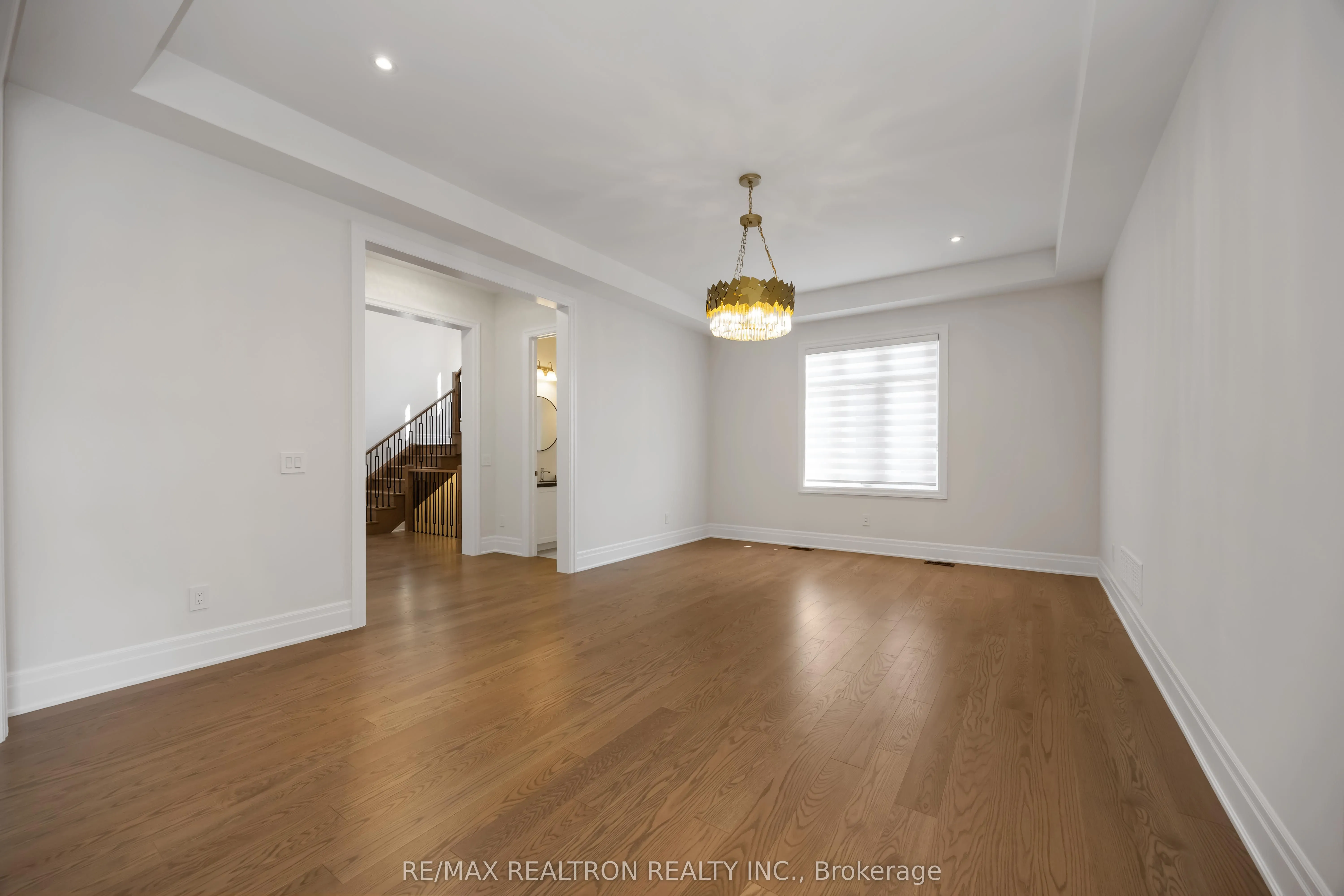 92 Sunny Acre Crescent
