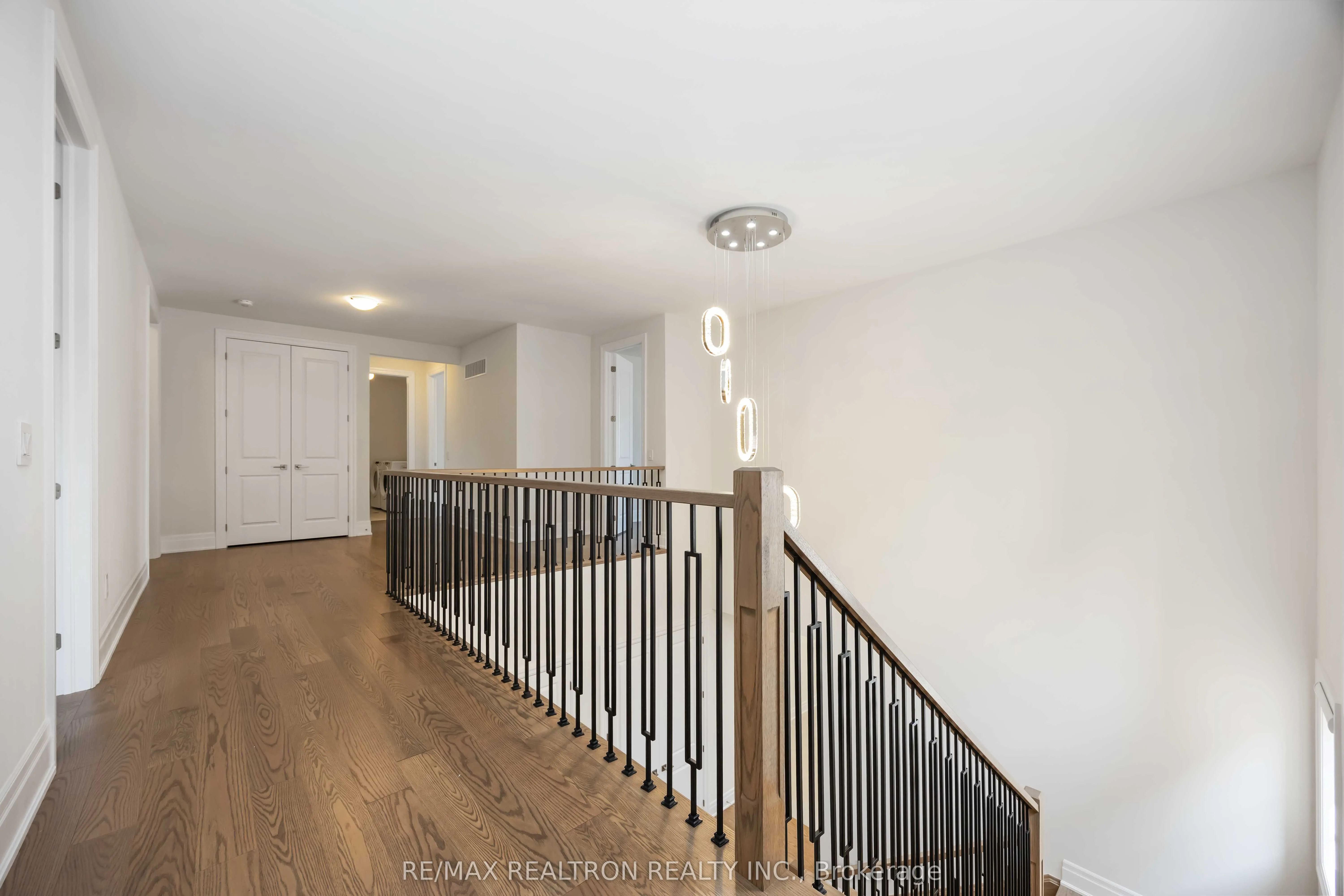 92 Sunny Acre Crescent