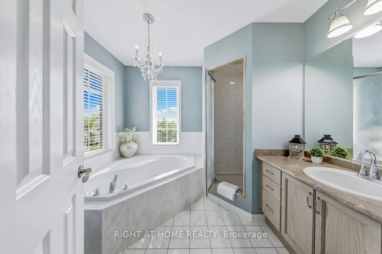 108 King William Crescent