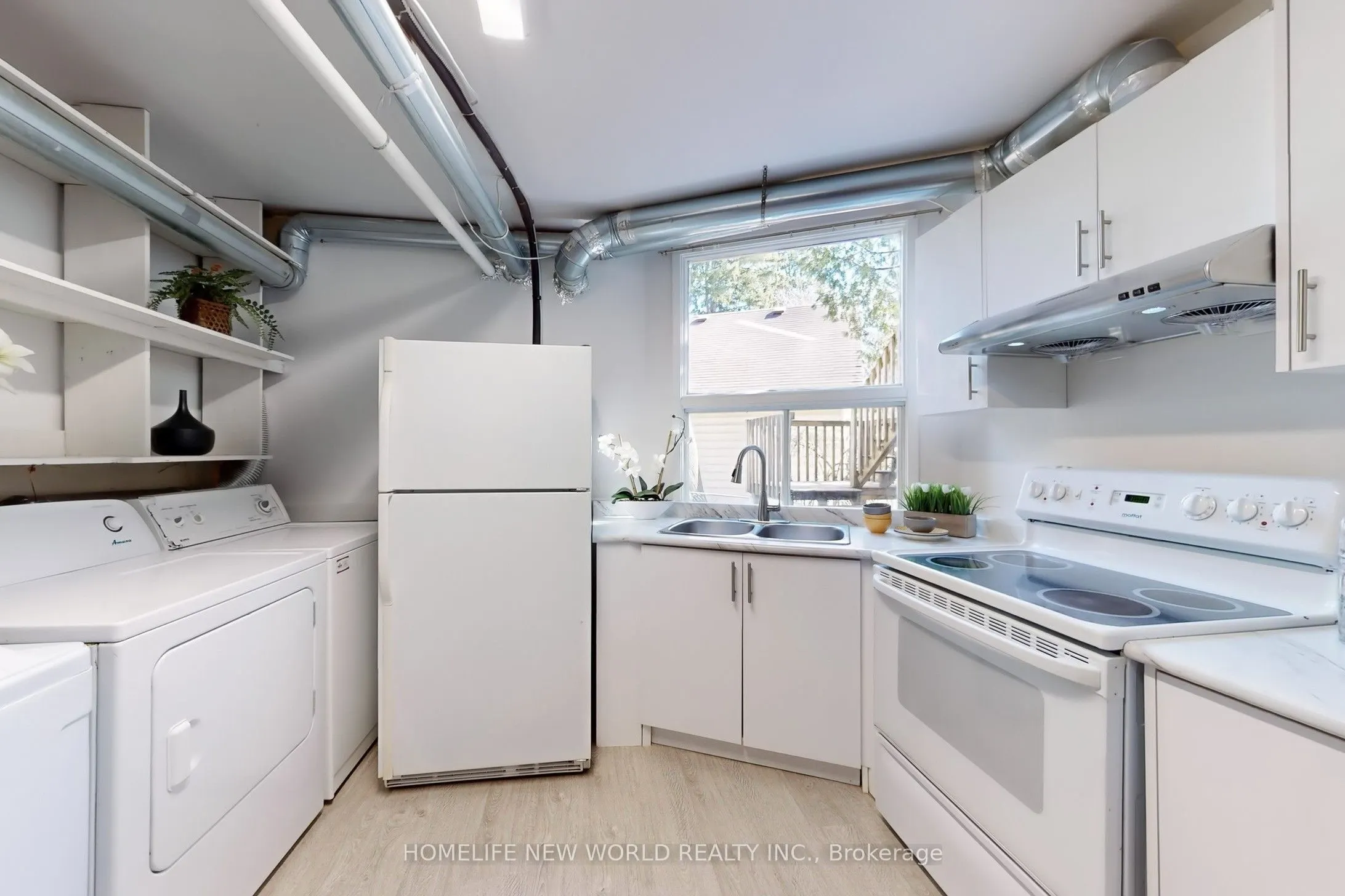 285 Lorne Avenue