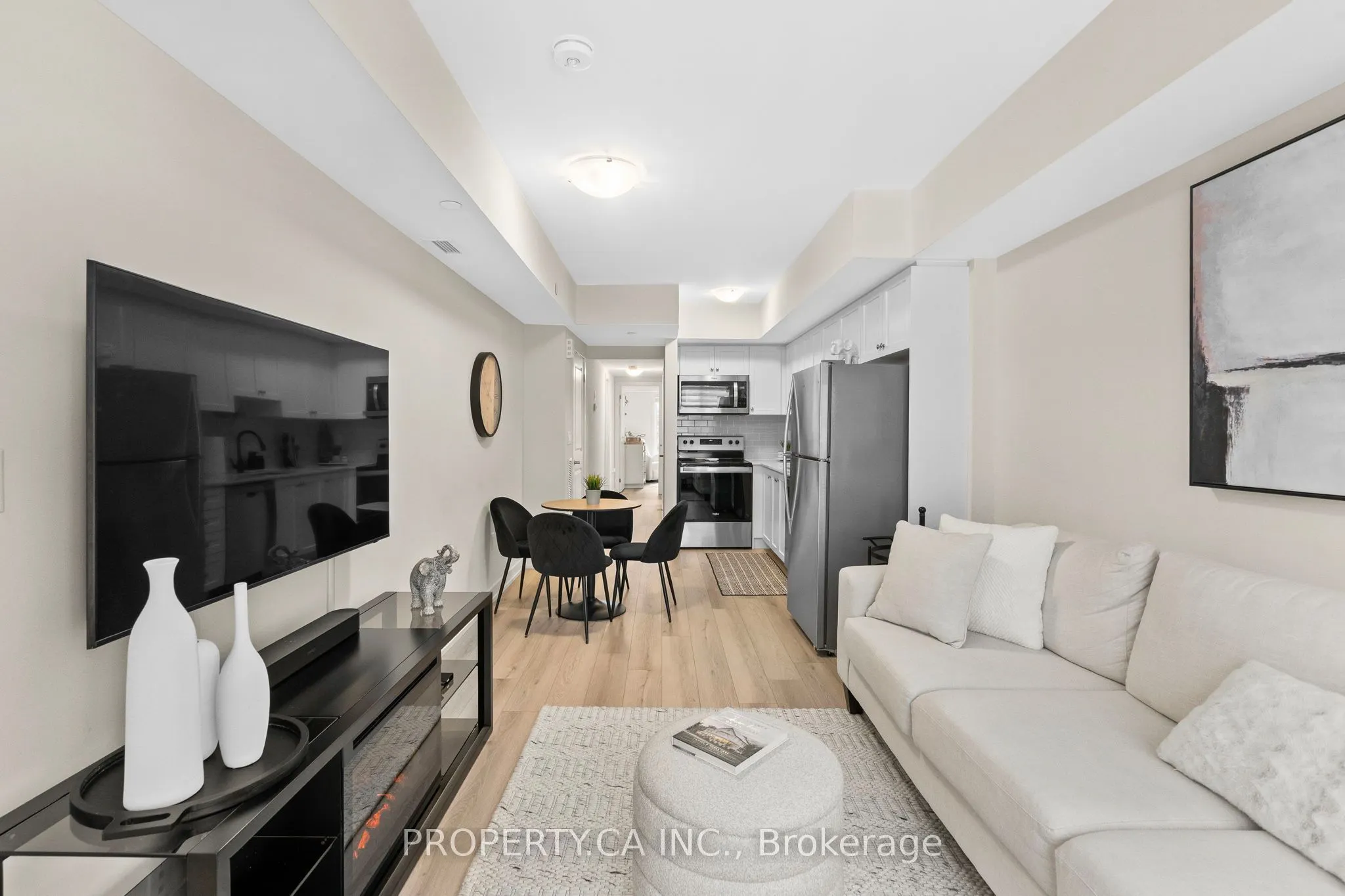 58 Elizabeth Street S, #2207