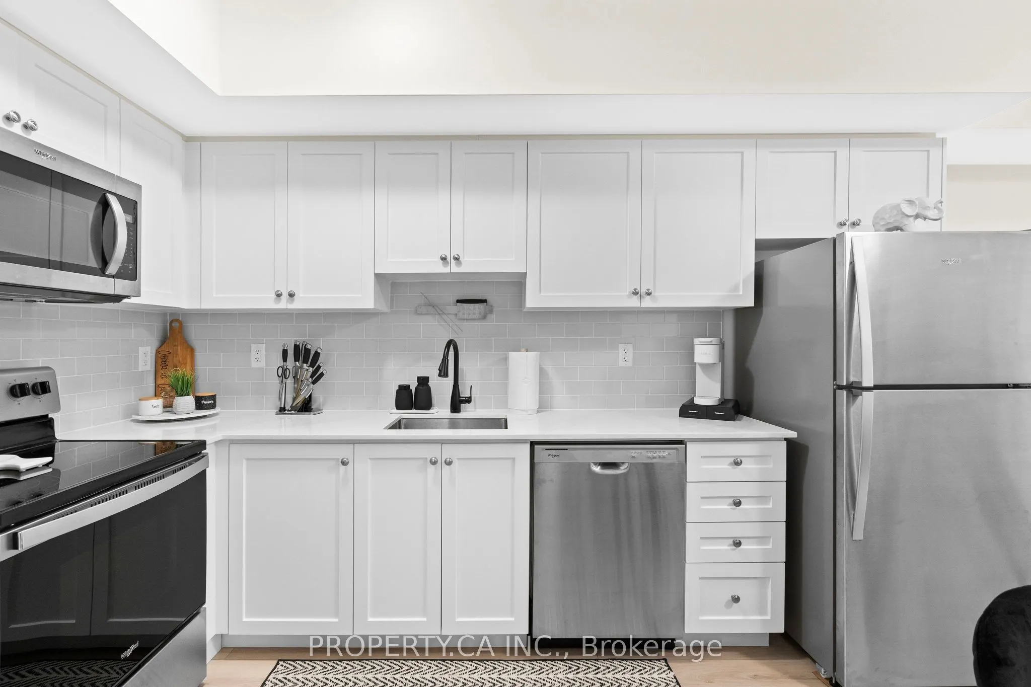 58 Elizabeth Street S, #2207