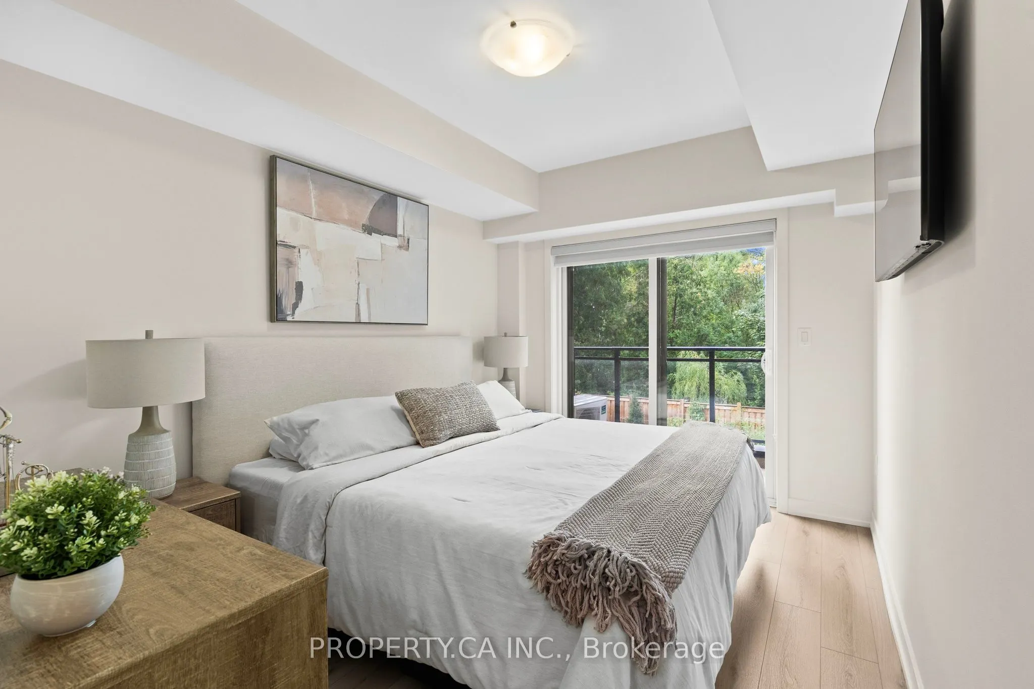 58 Elizabeth Street S, #2207