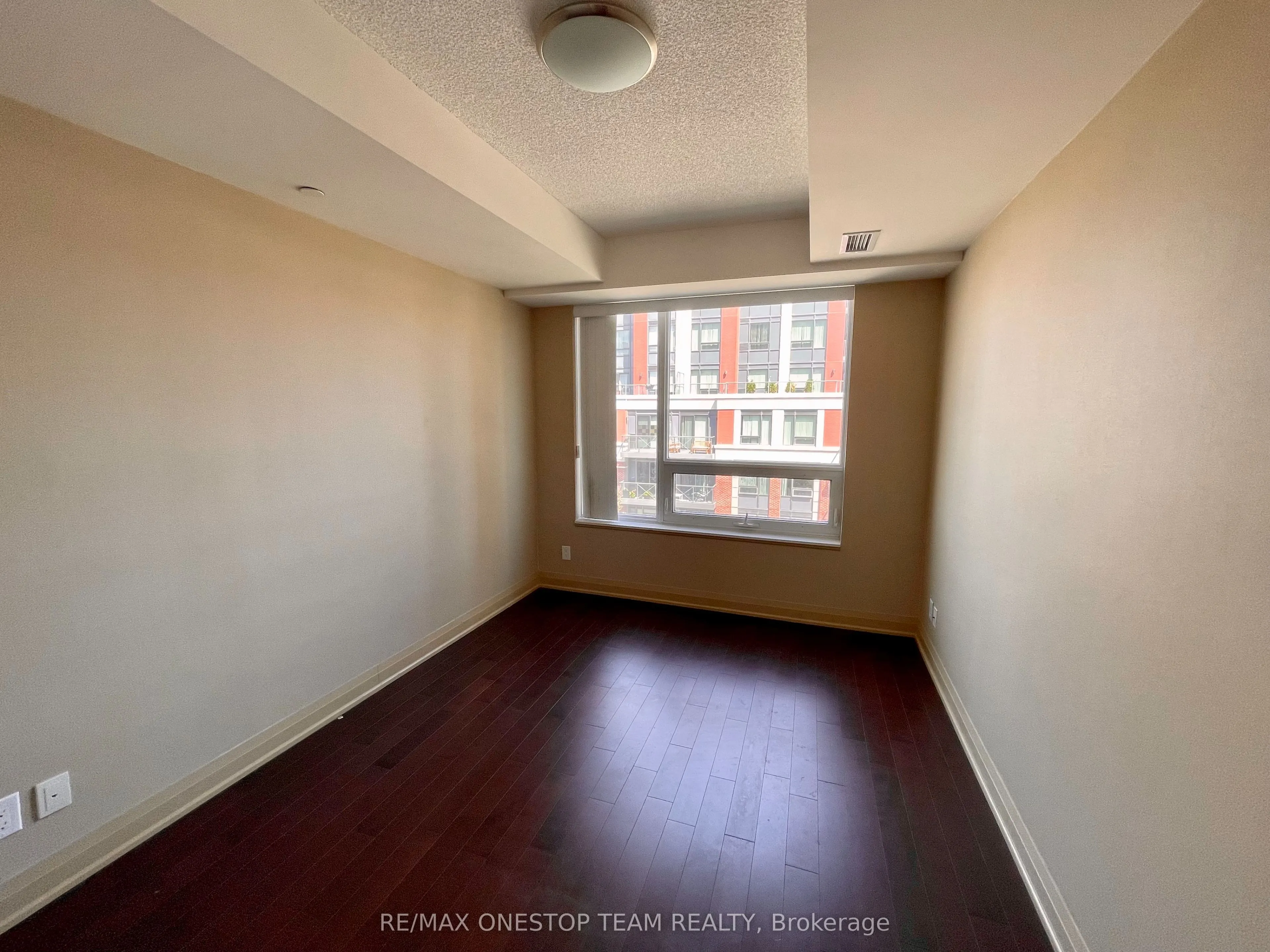 28 Uptown Drive, #325