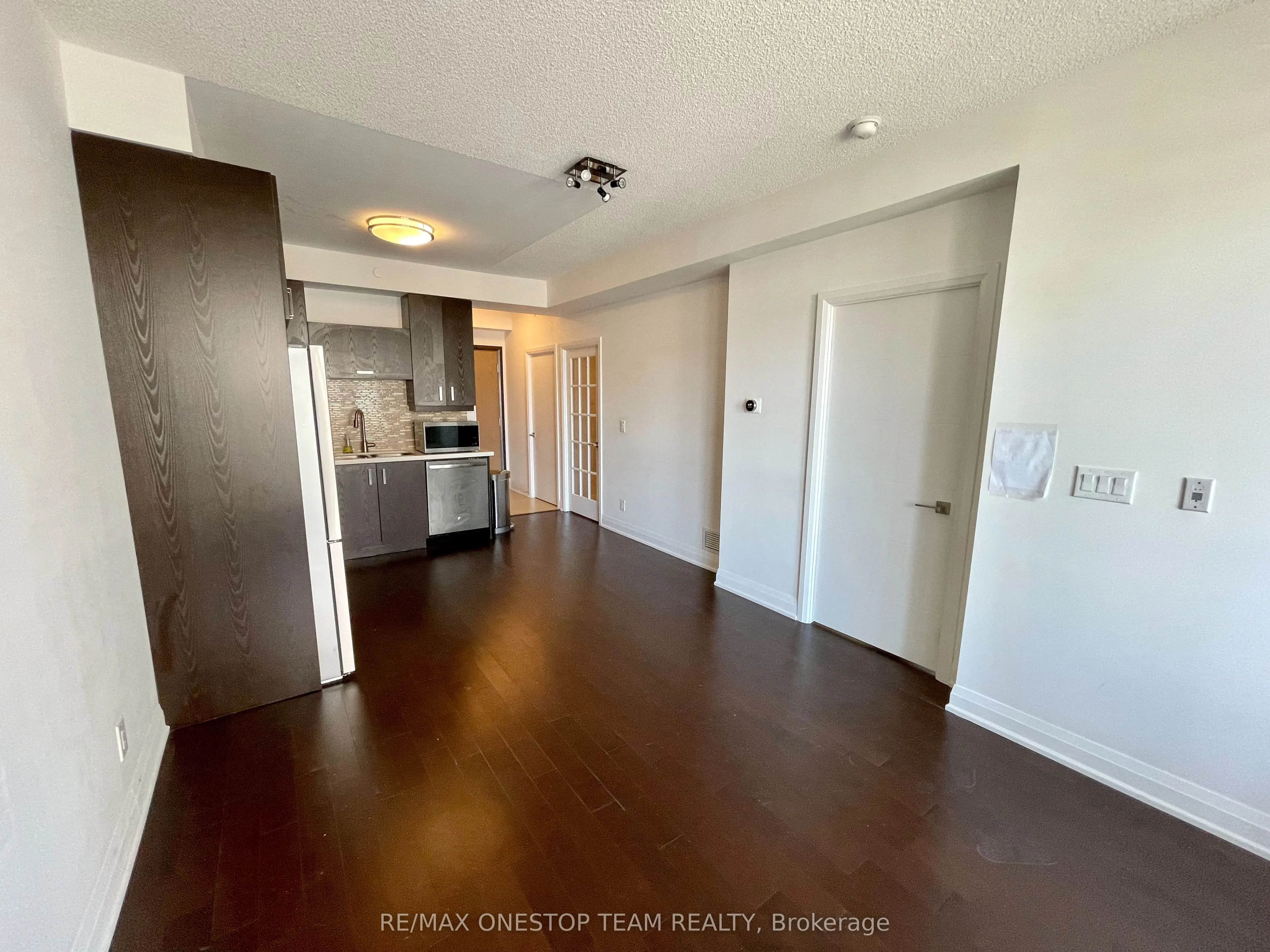 28 Uptown Drive, #325