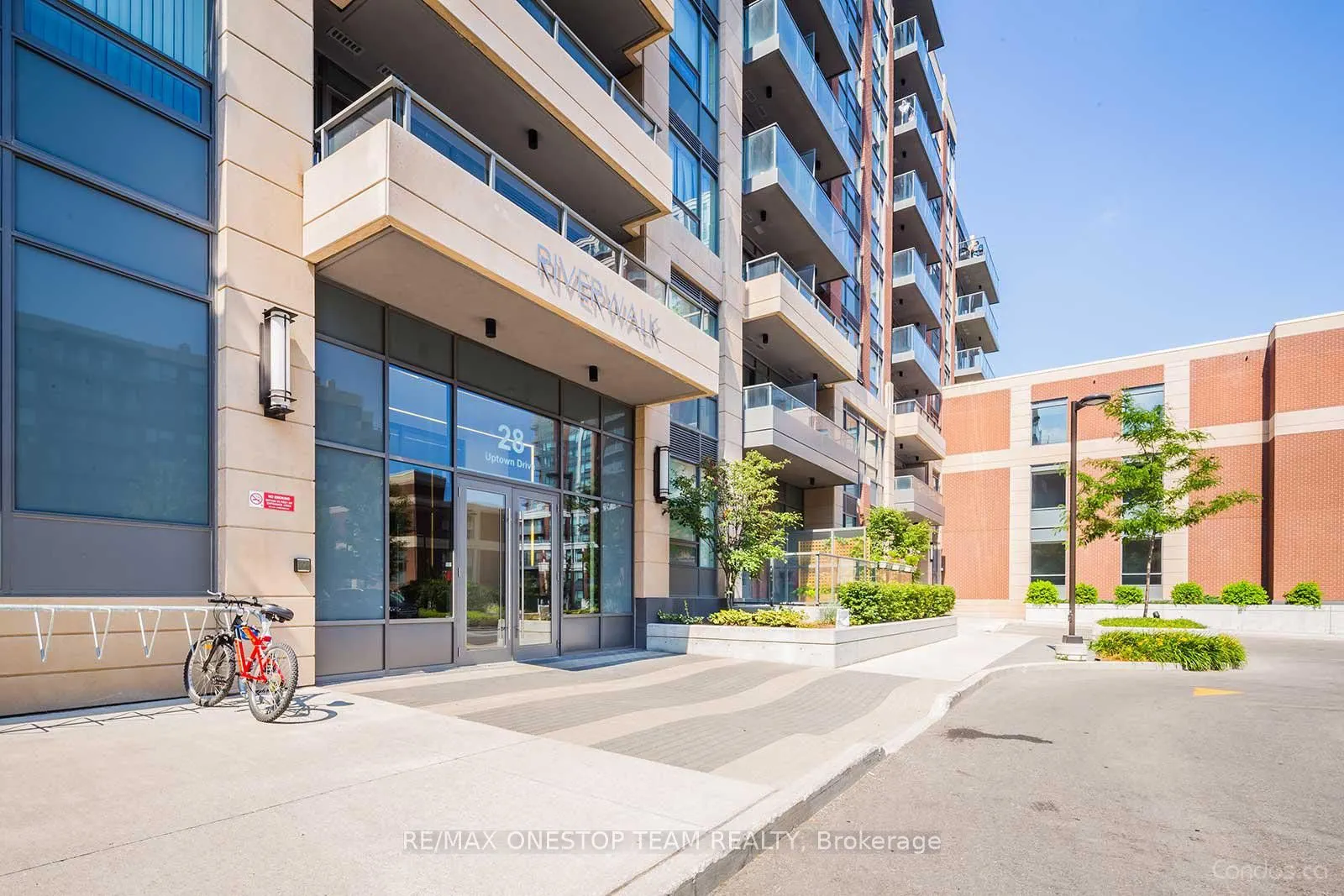 28 Uptown Drive, #325