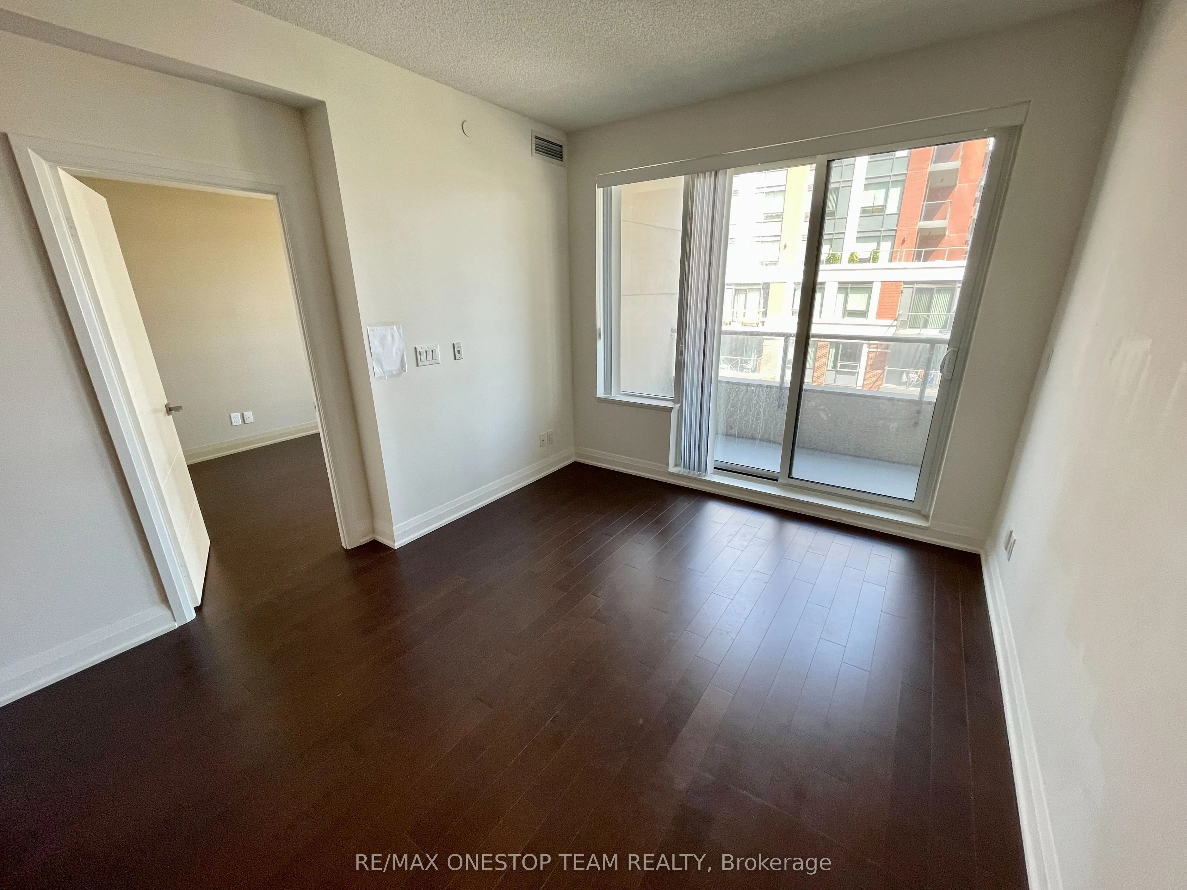28 Uptown Drive, #325