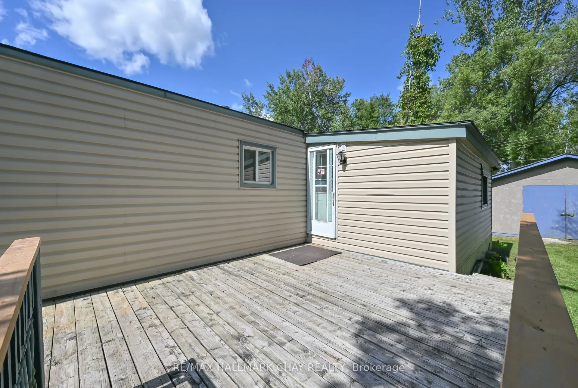 32 Shamrock Crescent