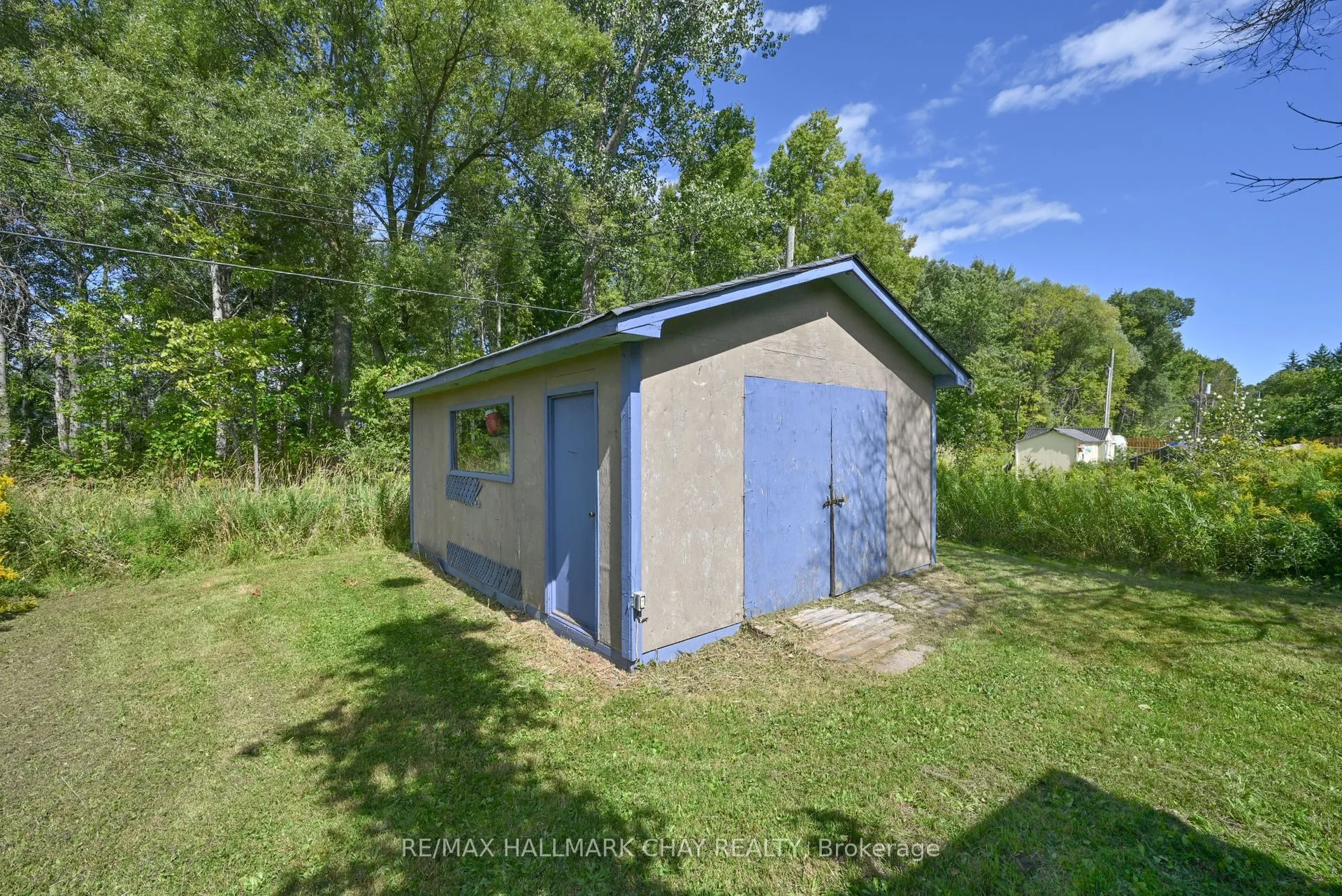 32 Shamrock Crescent
