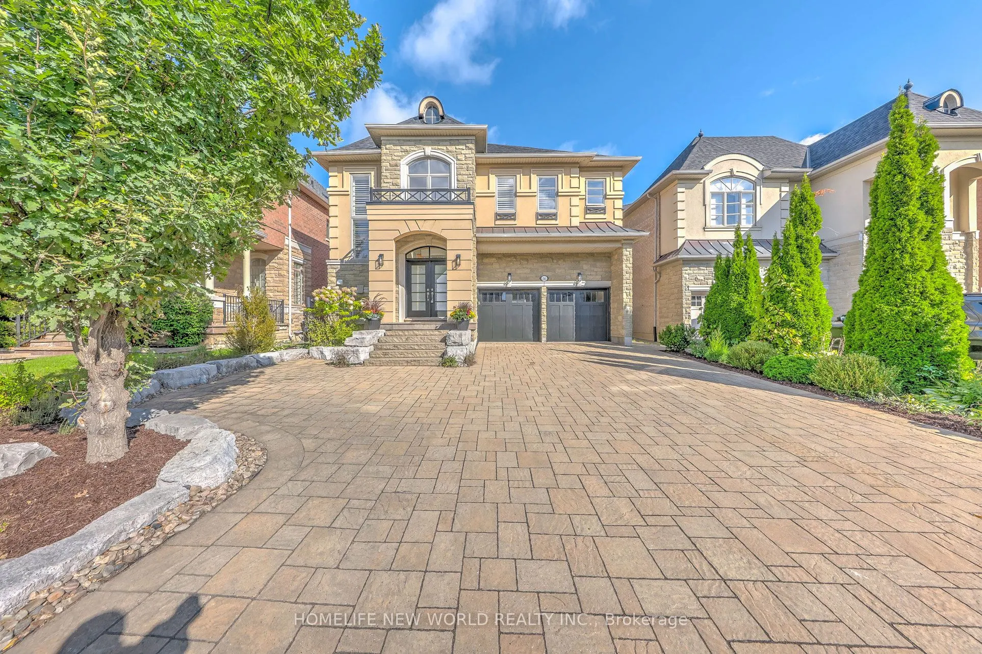16 Randolph Drive