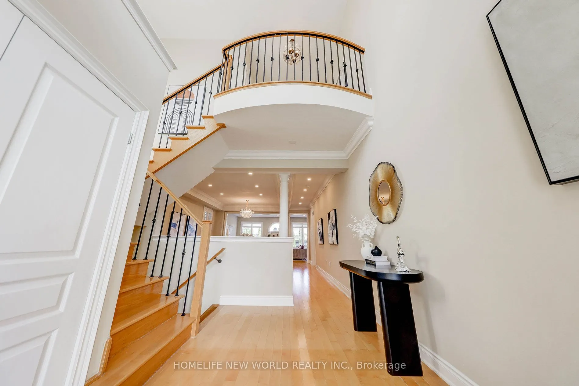 16 Randolph Drive