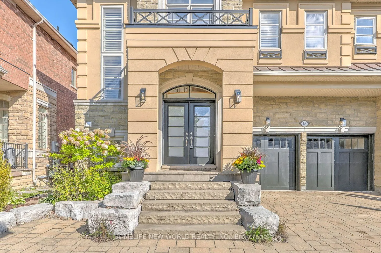 16 Randolph Drive