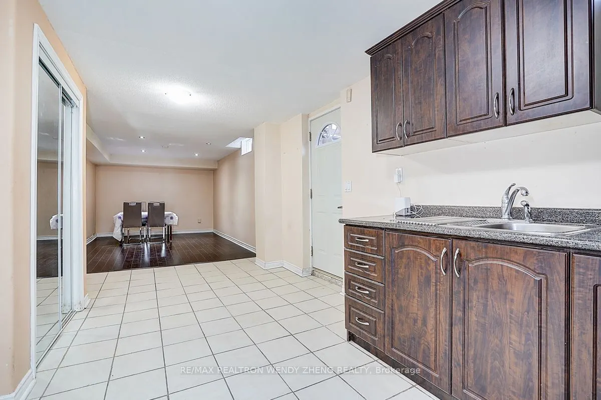 31 Durant Crescent
