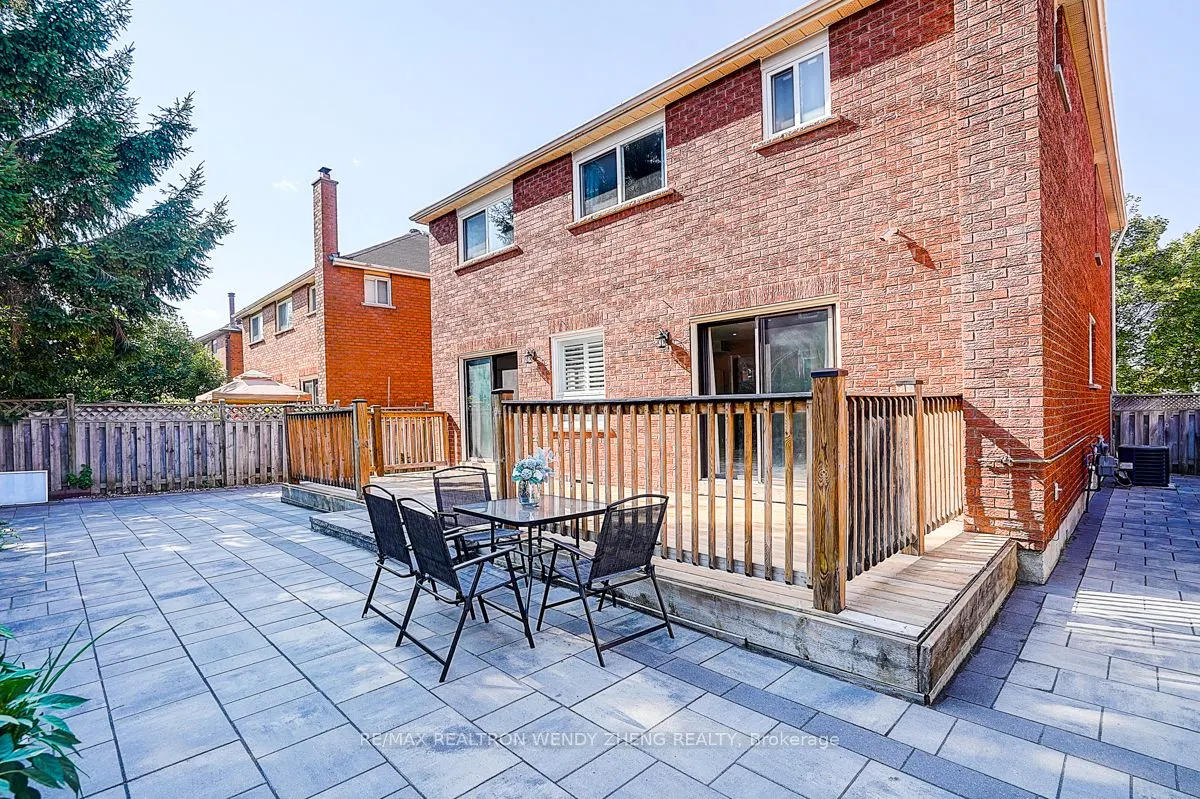 31 Durant Crescent