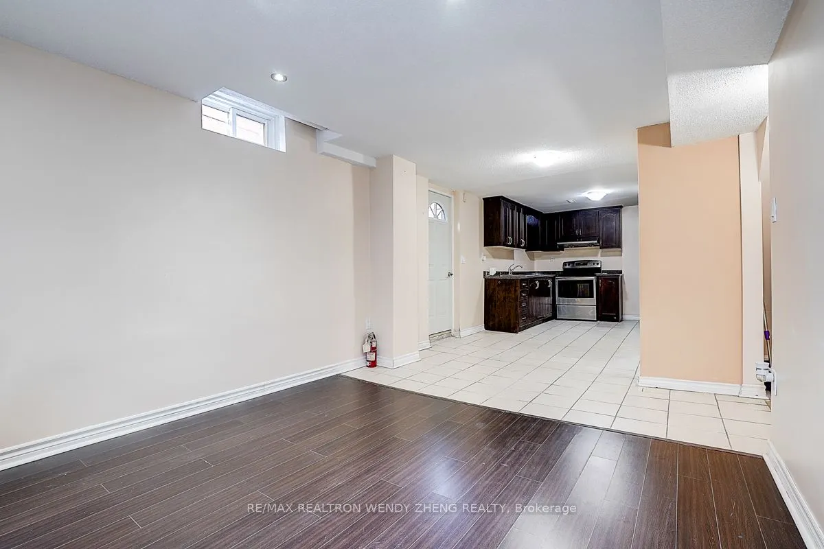 31 Durant Crescent