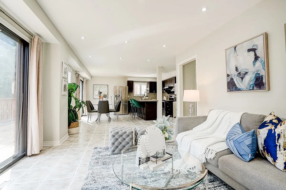 31 Durant Crescent