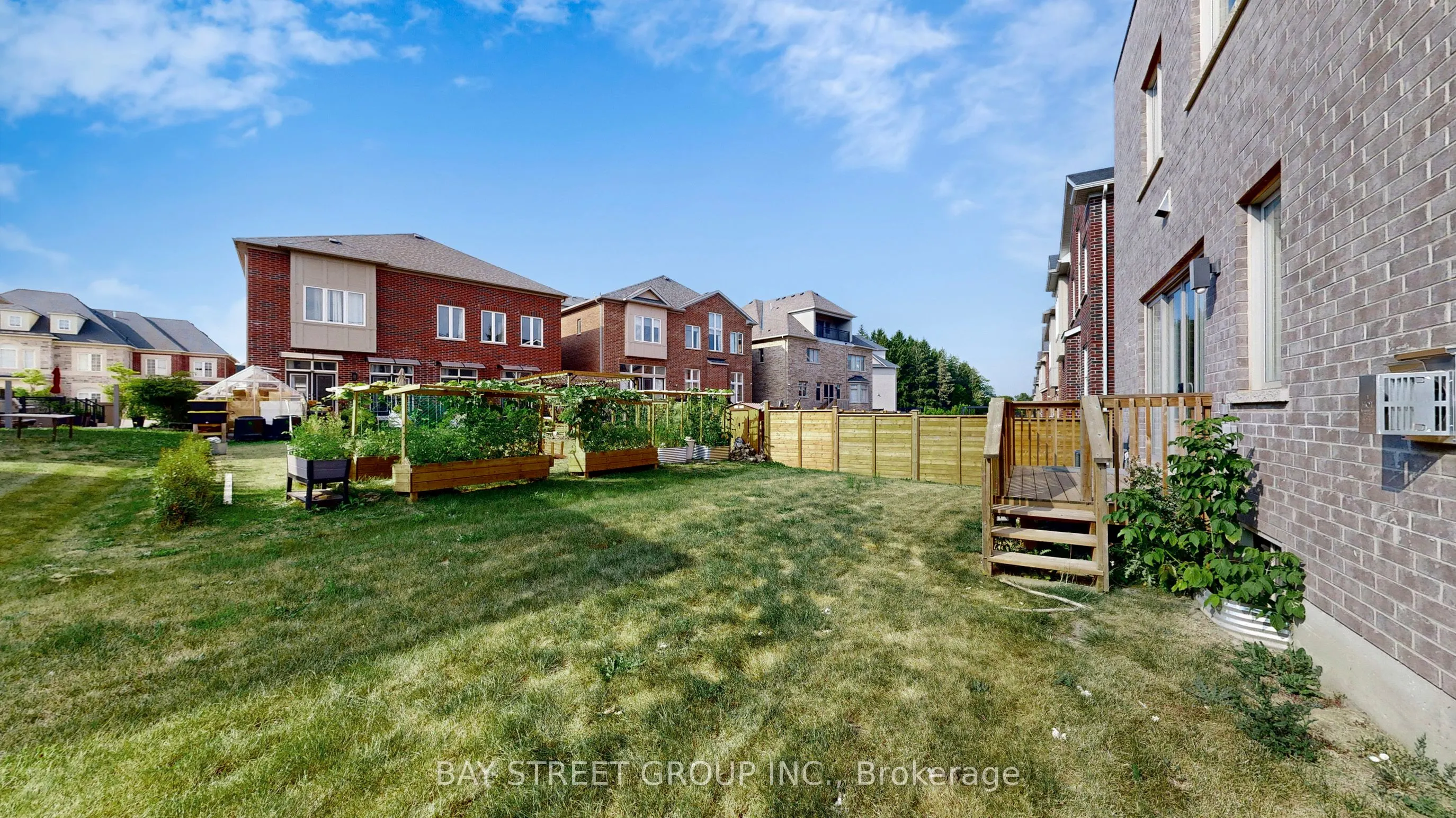 165 Hillsview Drive
