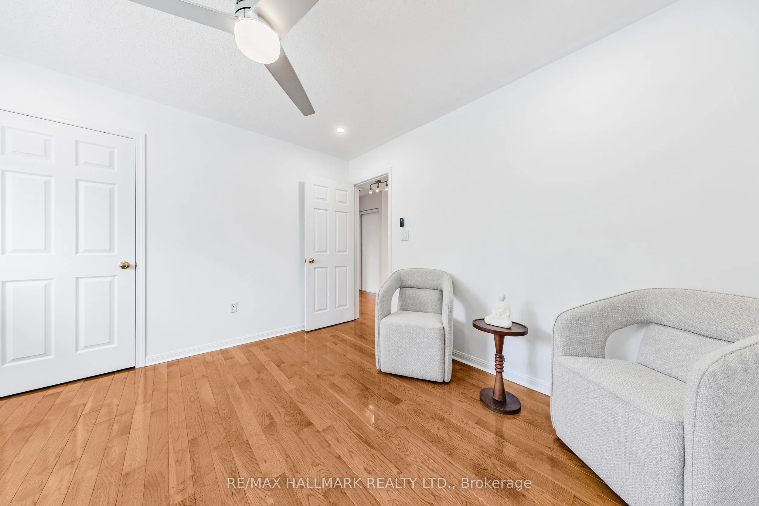 7 Delphinium Avenue