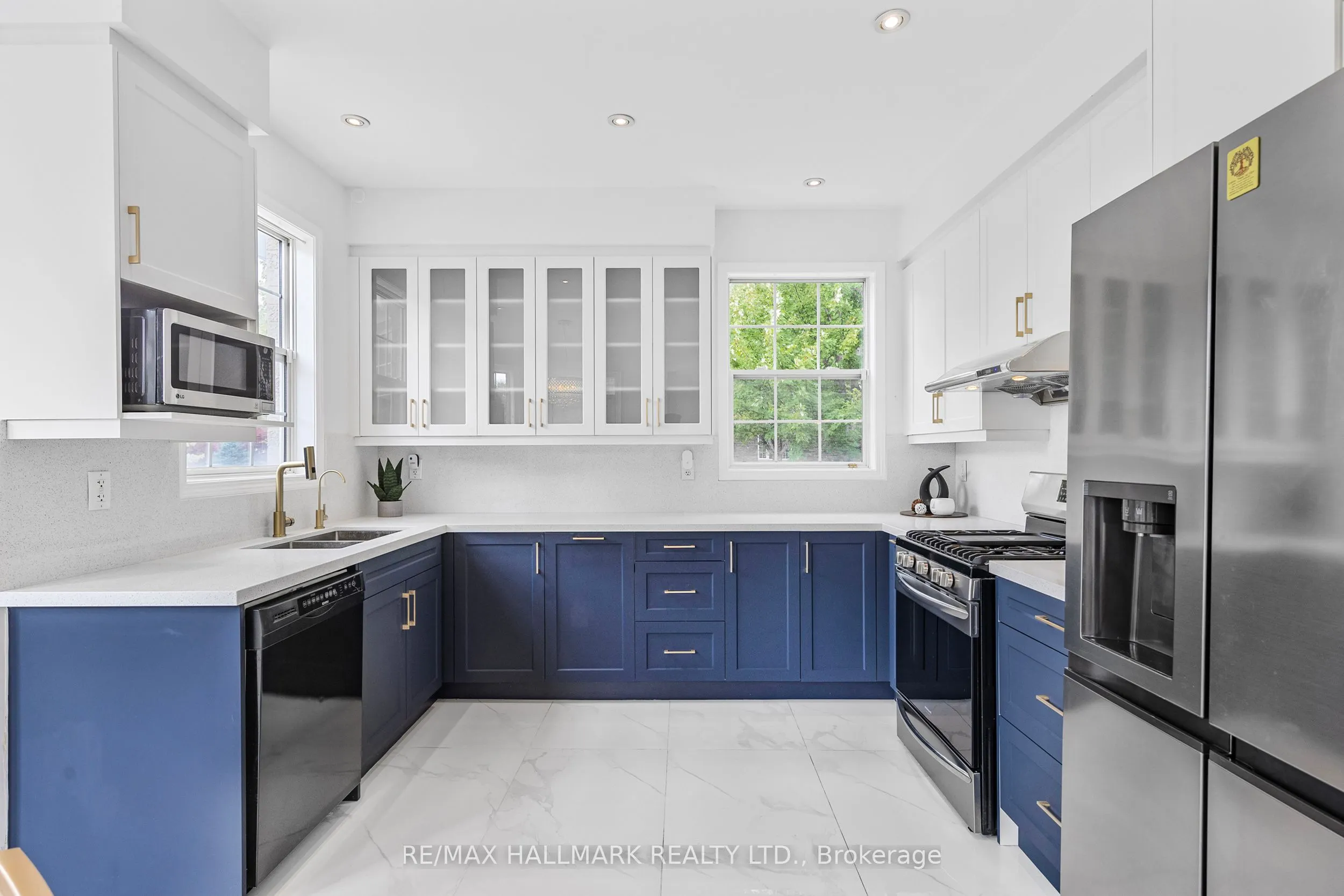 7 Delphinium Avenue