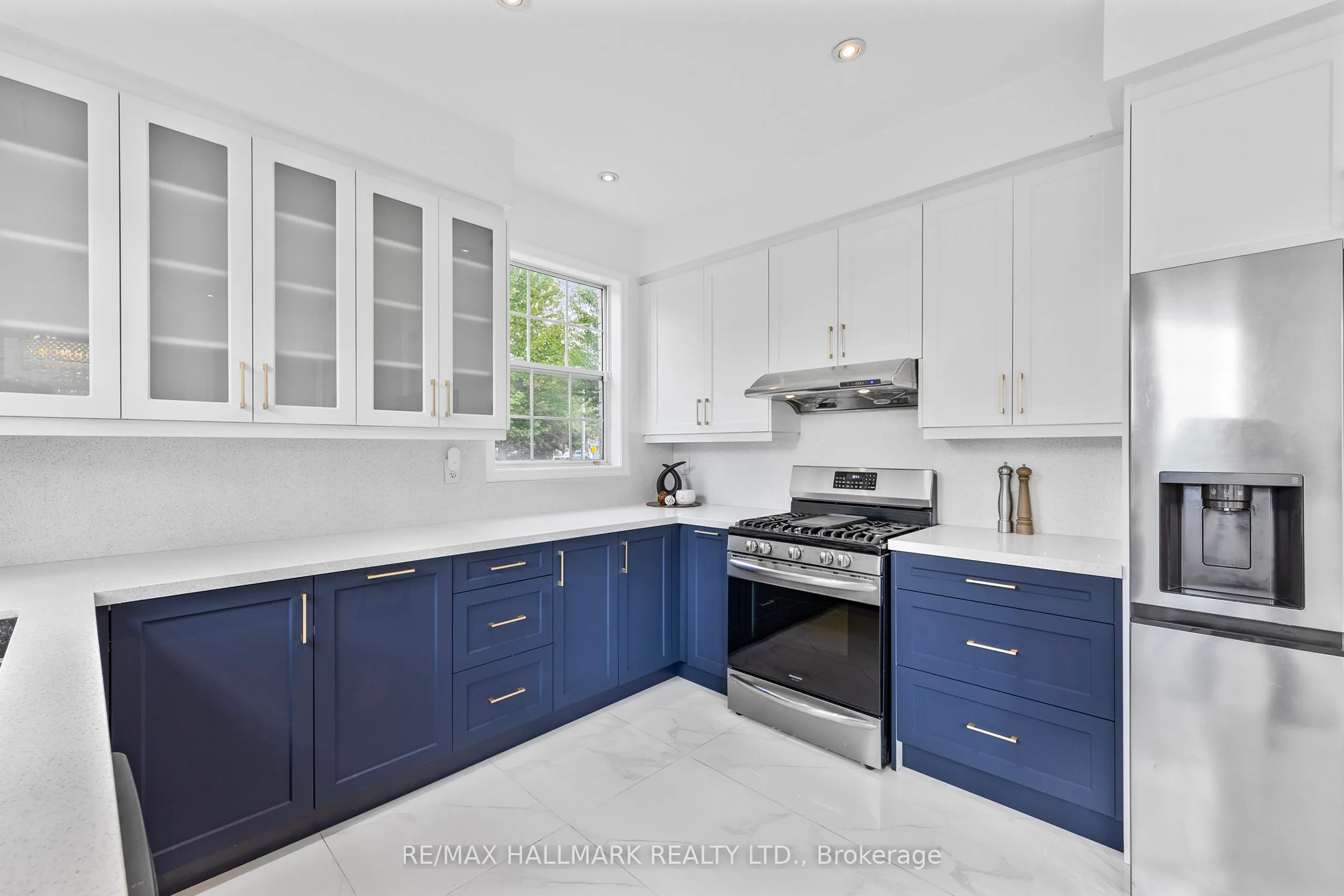 7 Delphinium Avenue