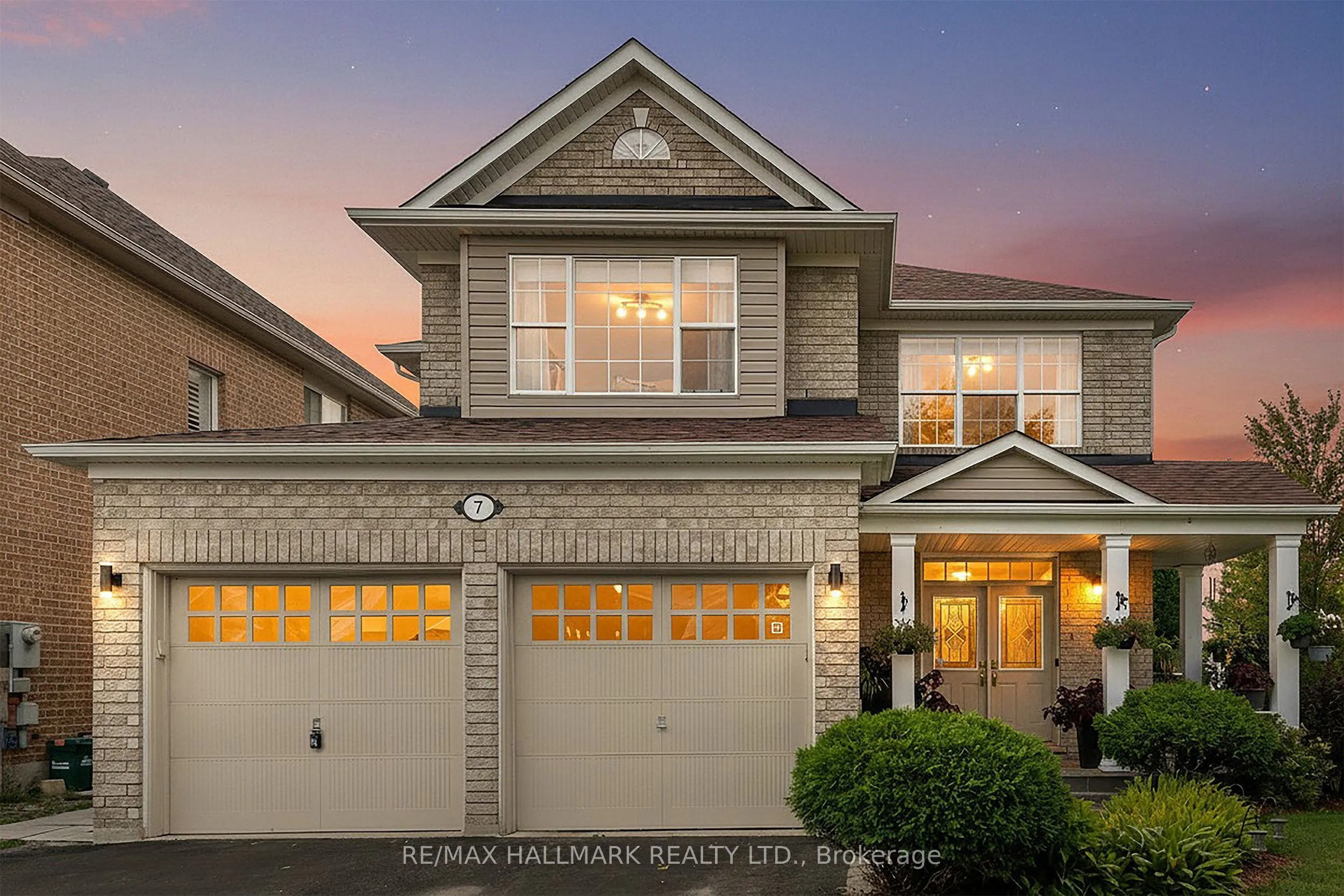 7 Delphinium Avenue