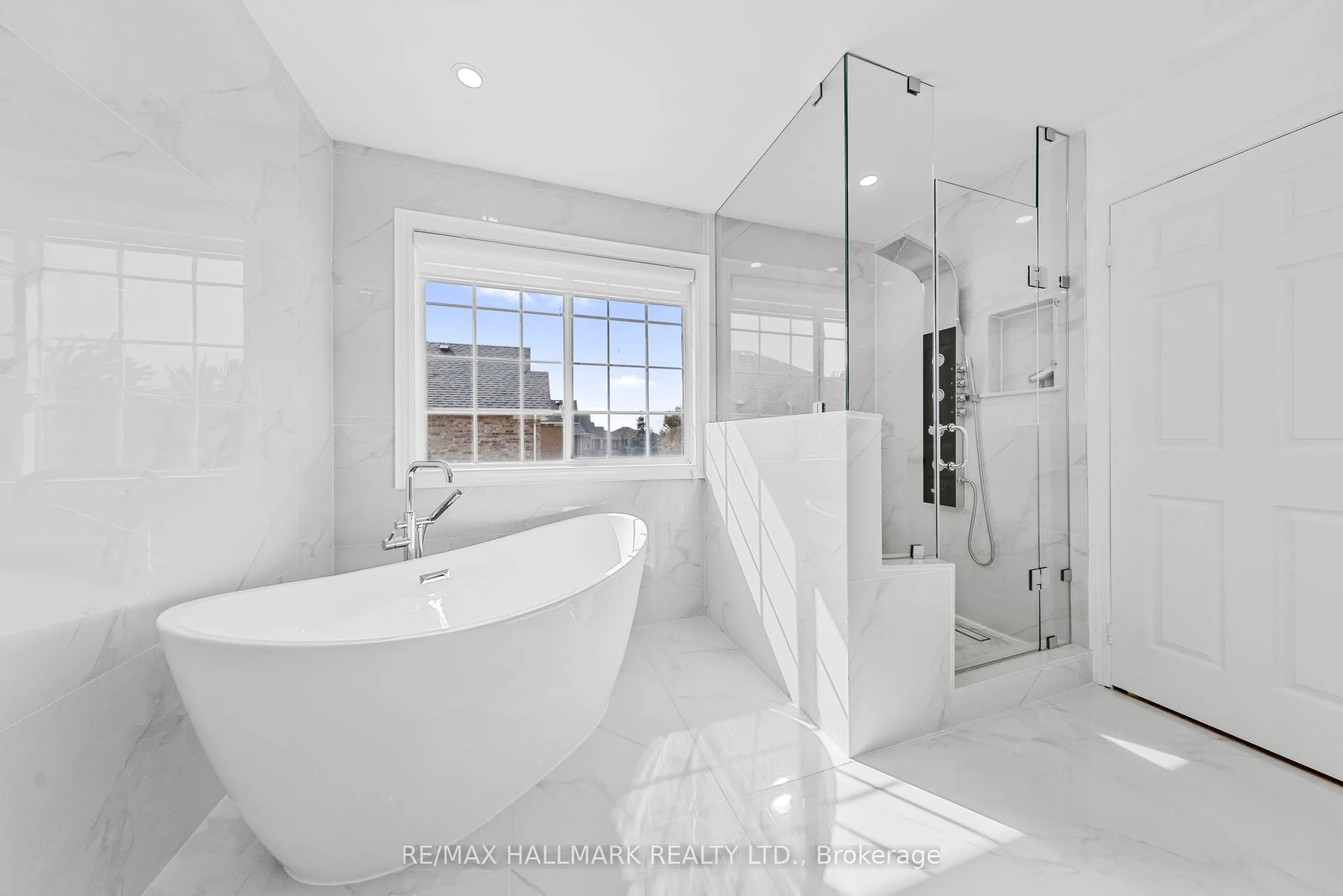 7 Delphinium Avenue