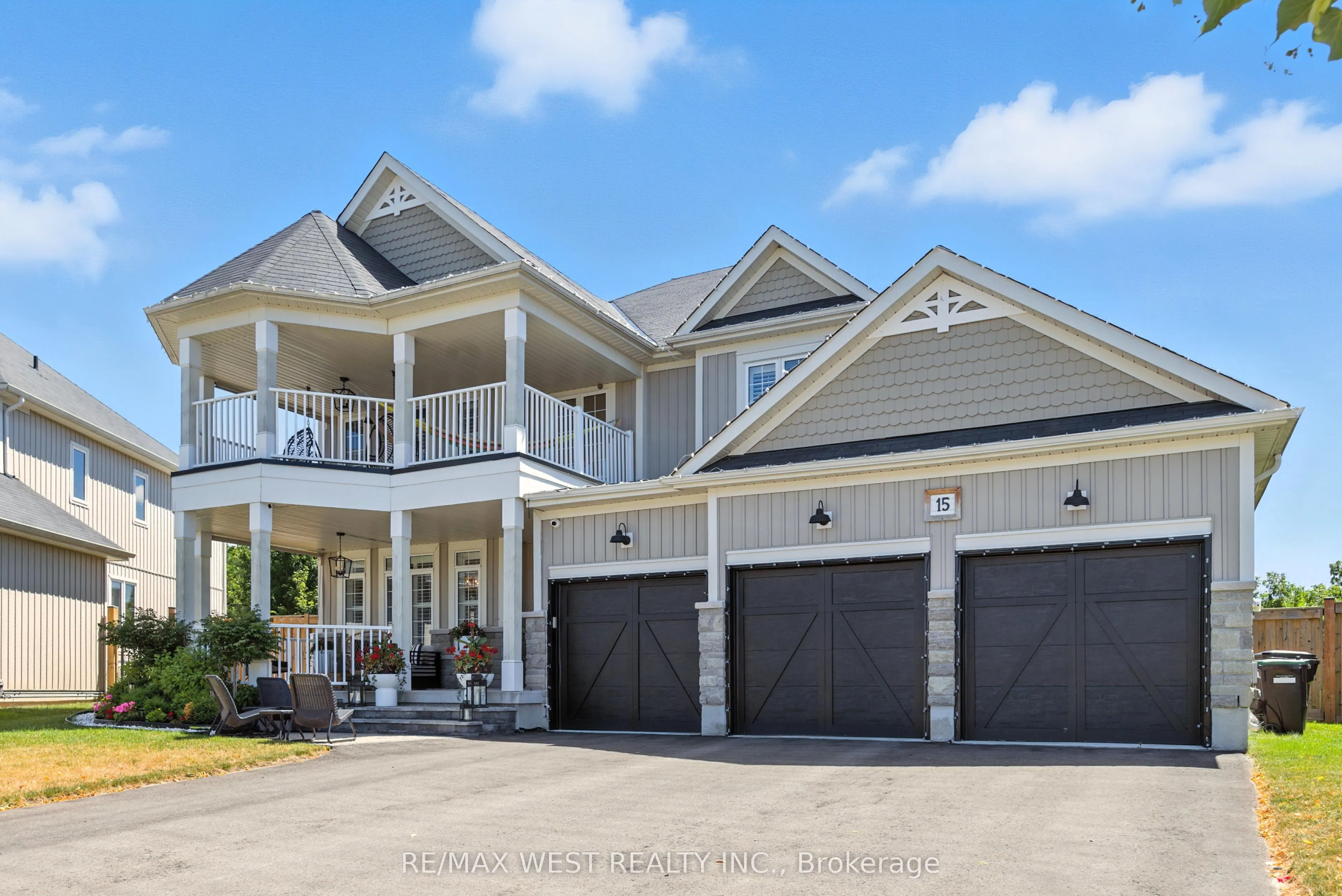 15 Dunn Court