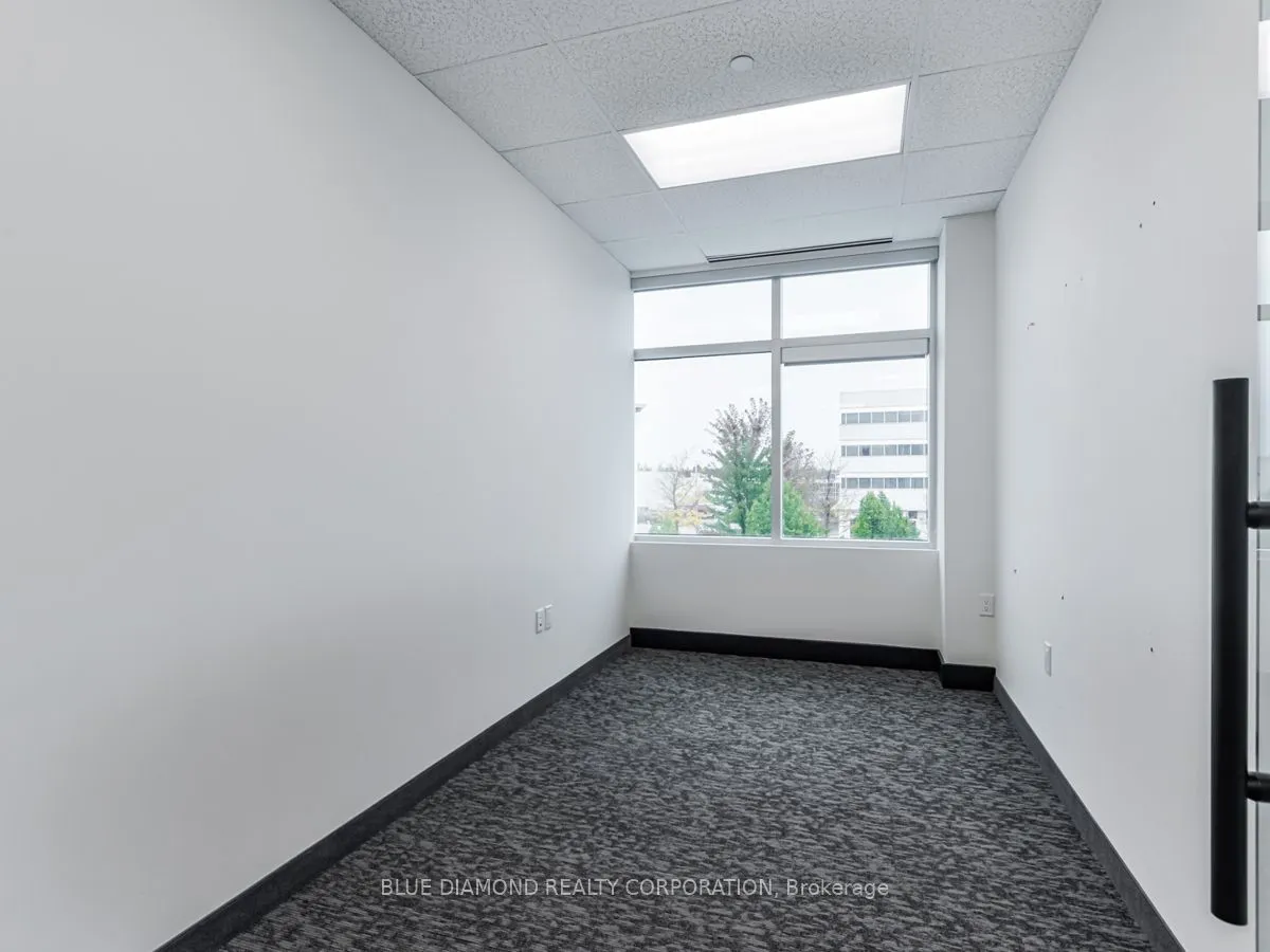 9130 Leslie Street, #205
