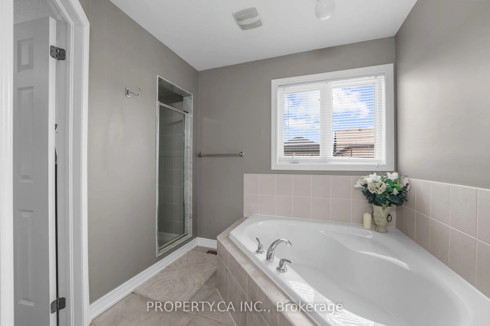 25 Boticelli Way