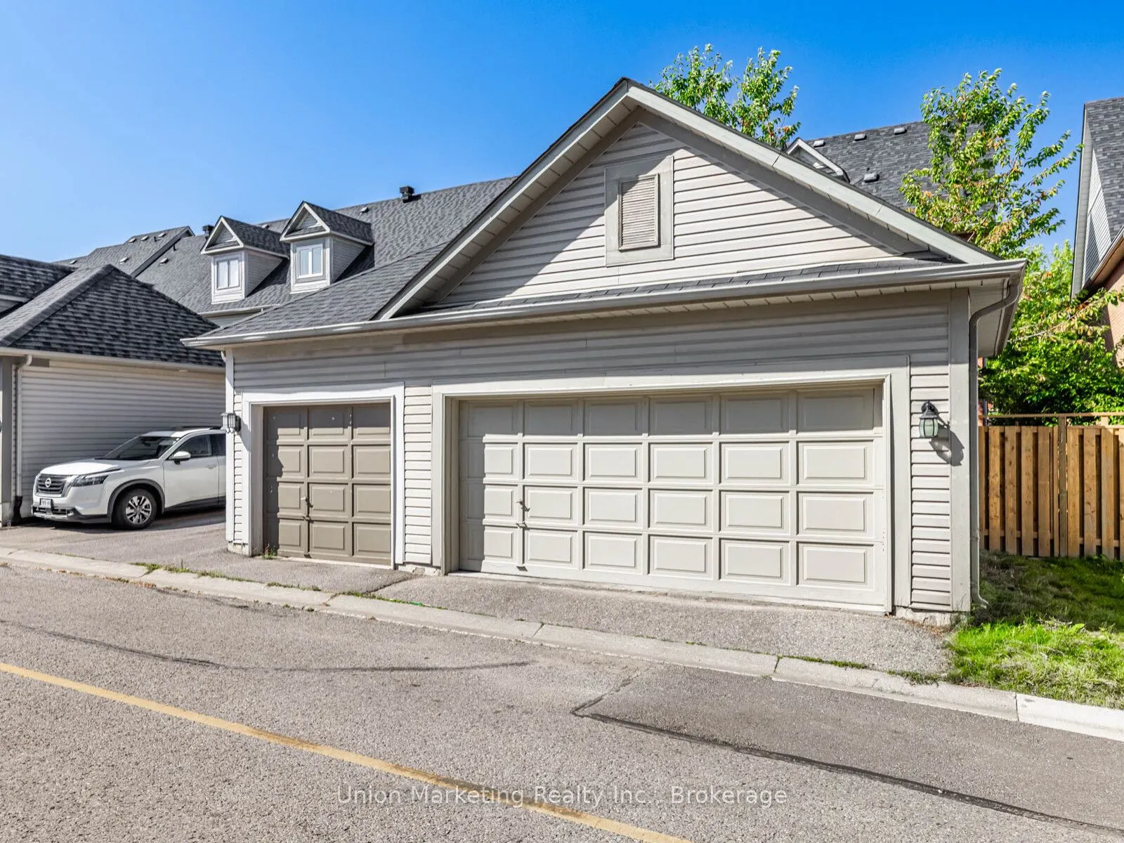 35 Luxton Avenue