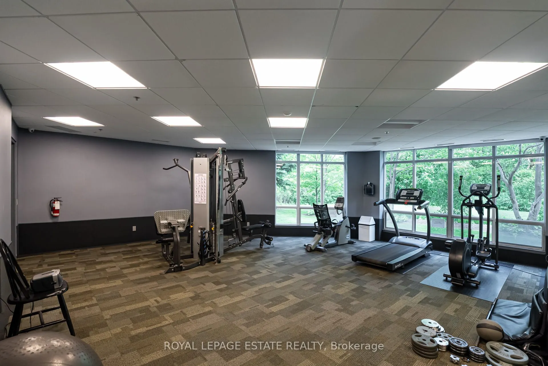 399 South Park Road, #806