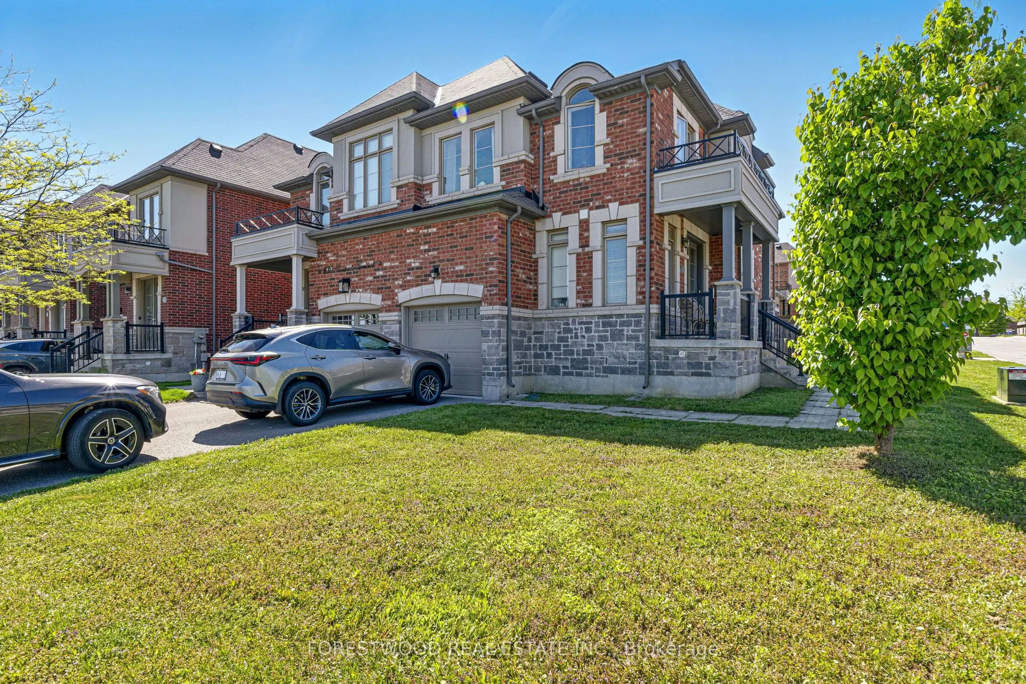634 Sweetwater Crescent