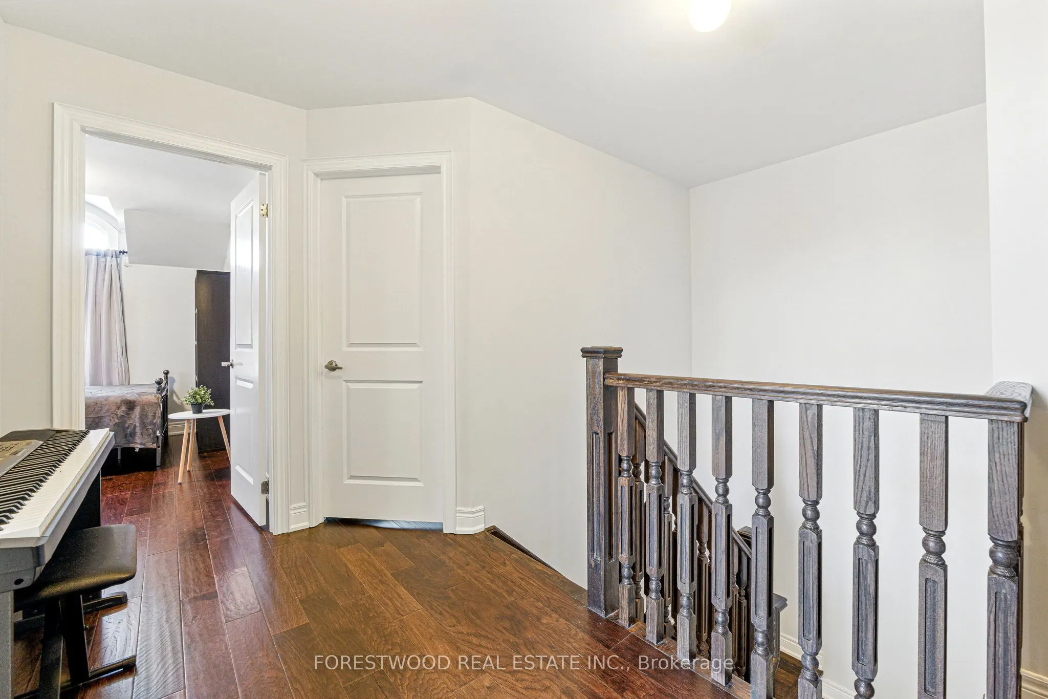 634 Sweetwater Crescent