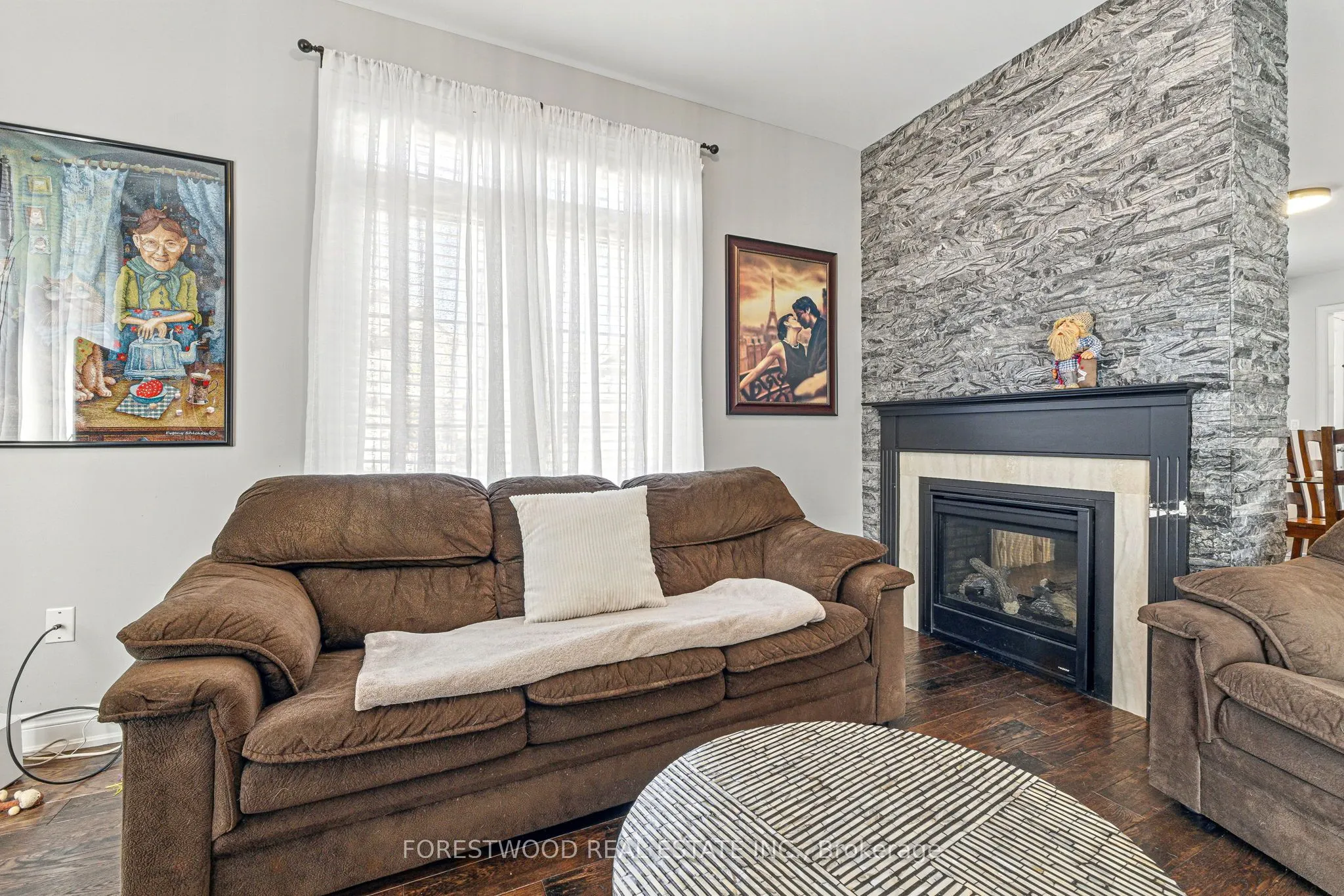 634 Sweetwater Crescent