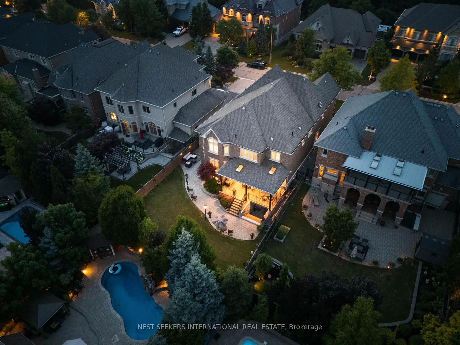 178 Grandvista Crescent