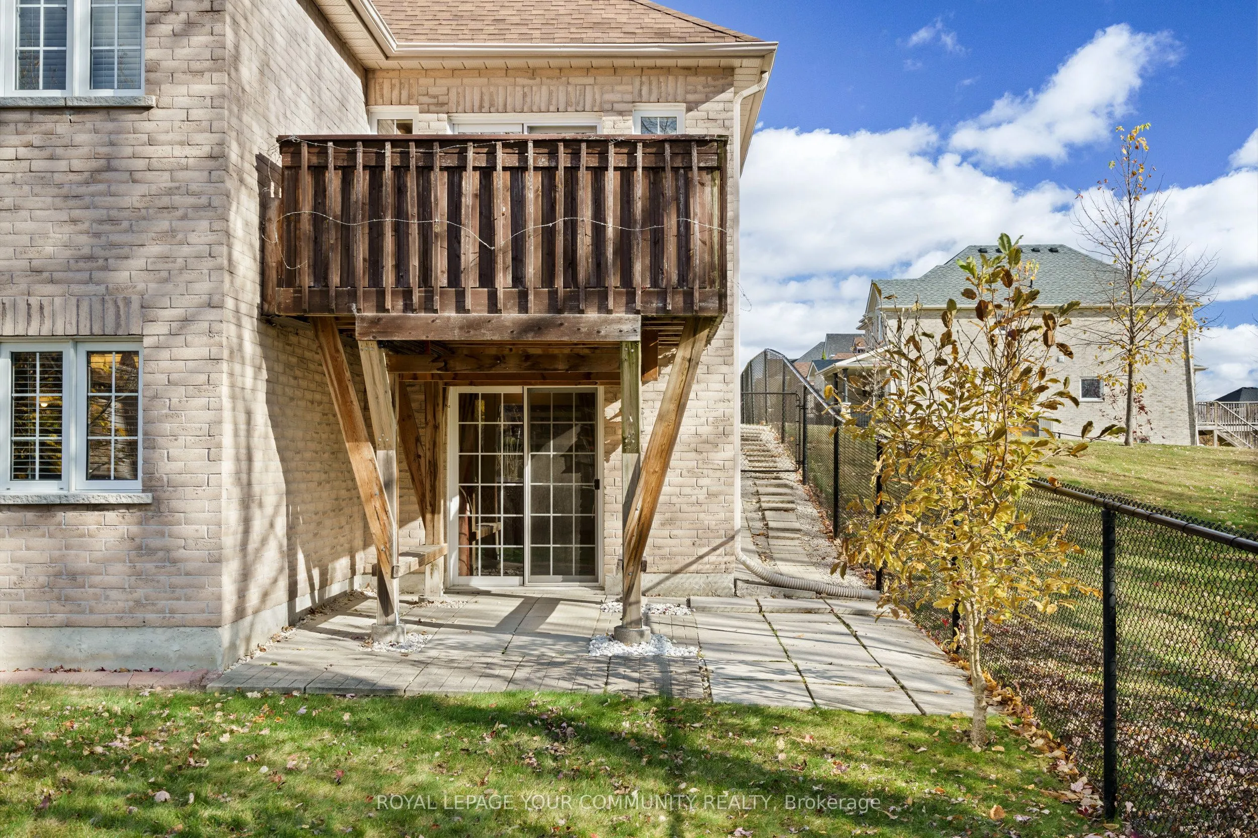 18 Glendower Crescent