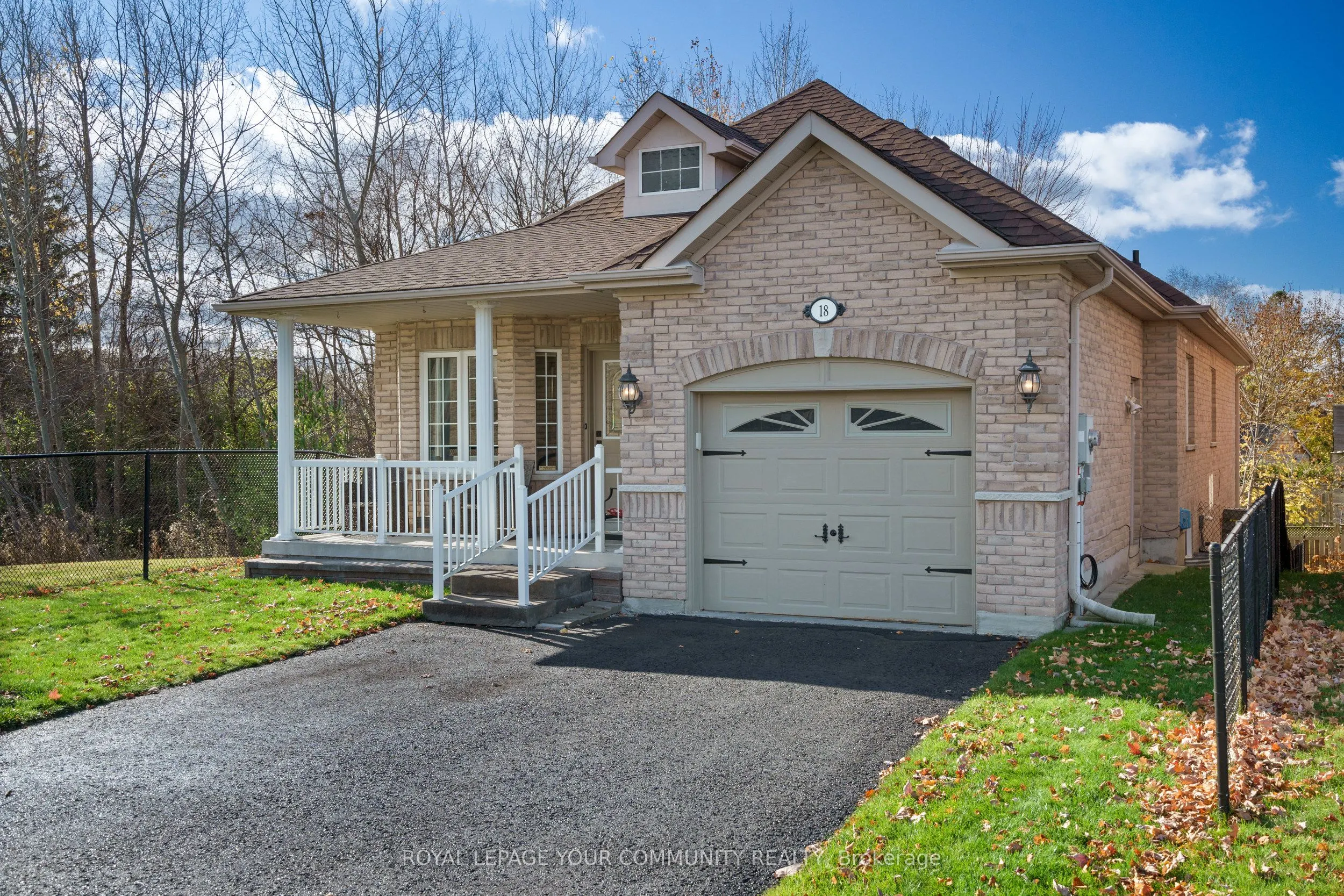 18 Glendower Crescent