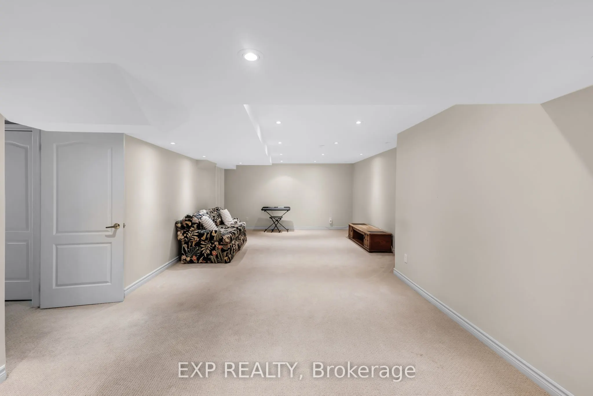 444 Highcliffe Drive