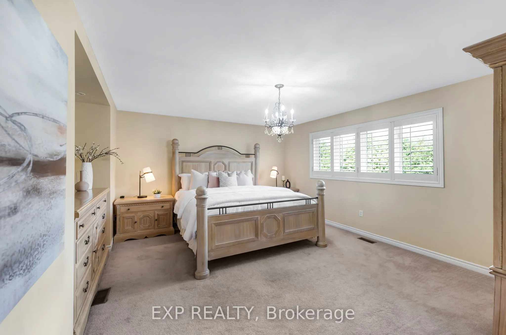 444 Highcliffe Drive