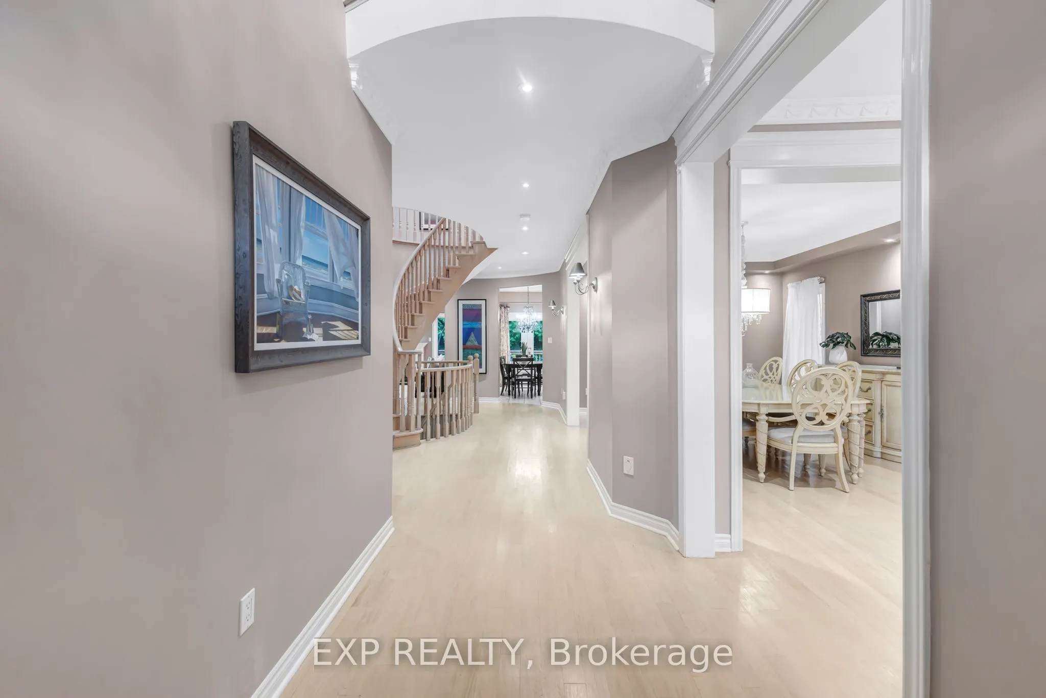 444 Highcliffe Drive