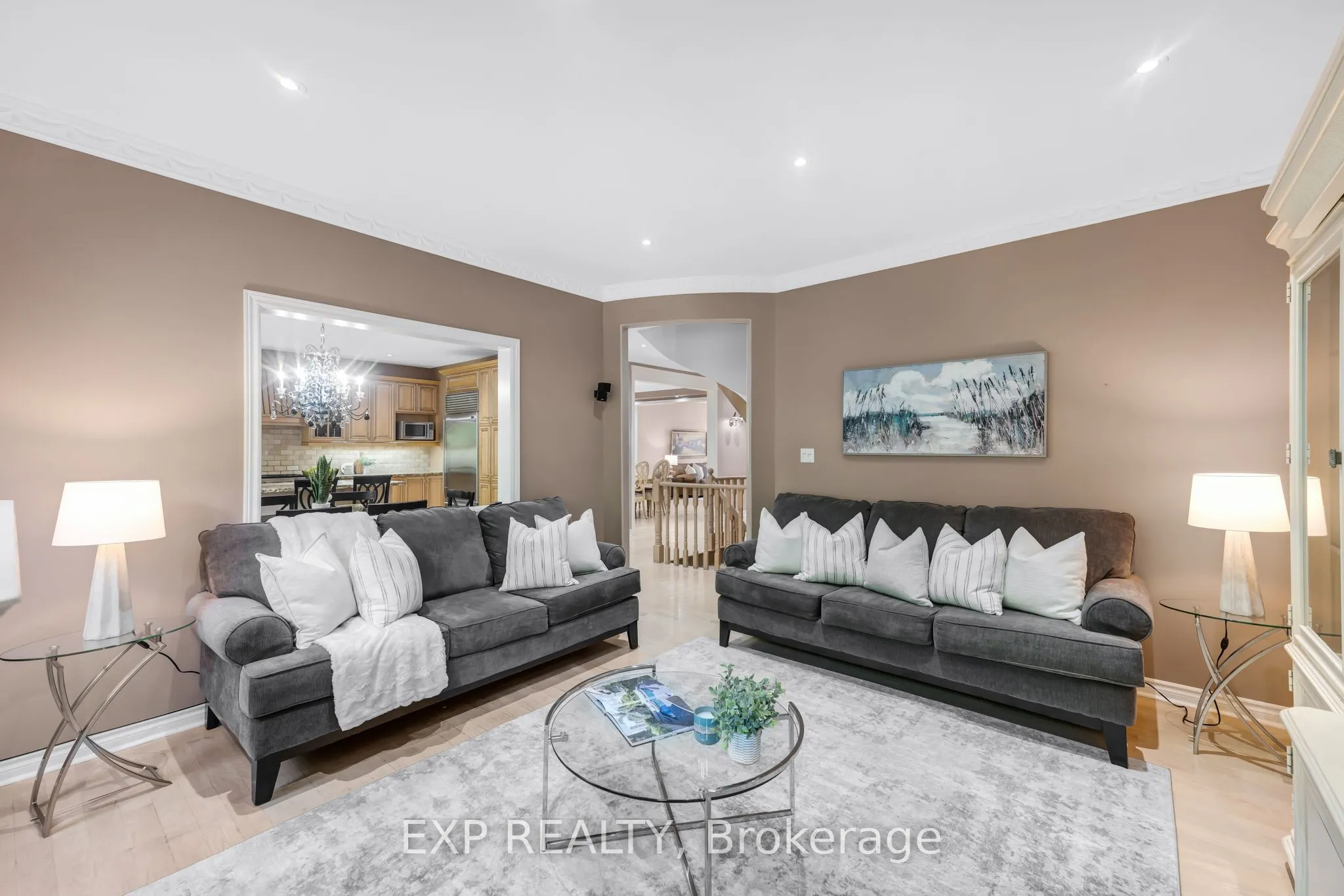 444 Highcliffe Drive