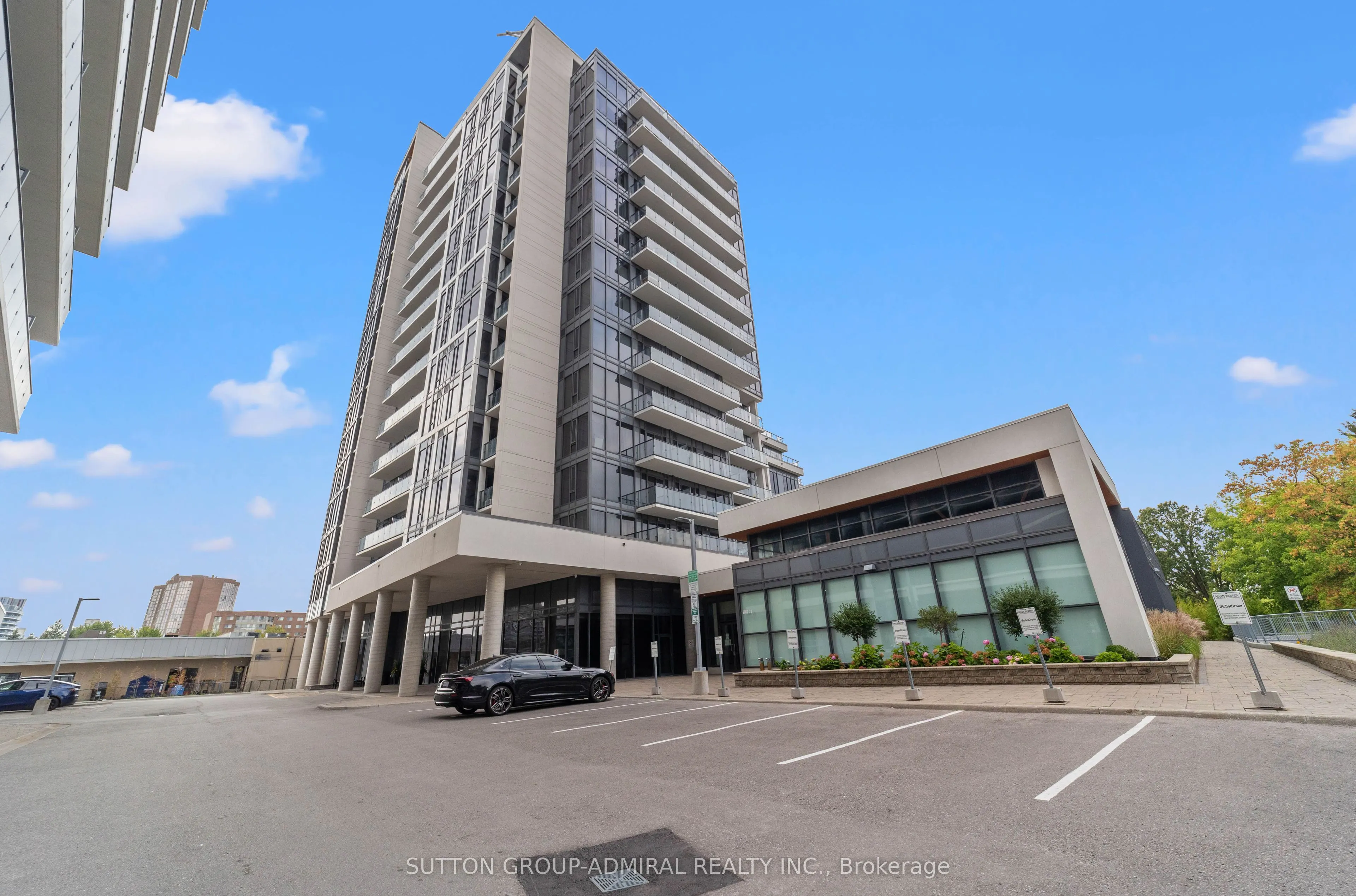 9618 Yonge Street
