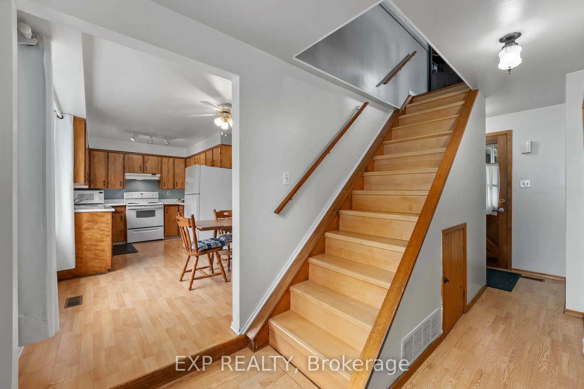 247 Hedge Road