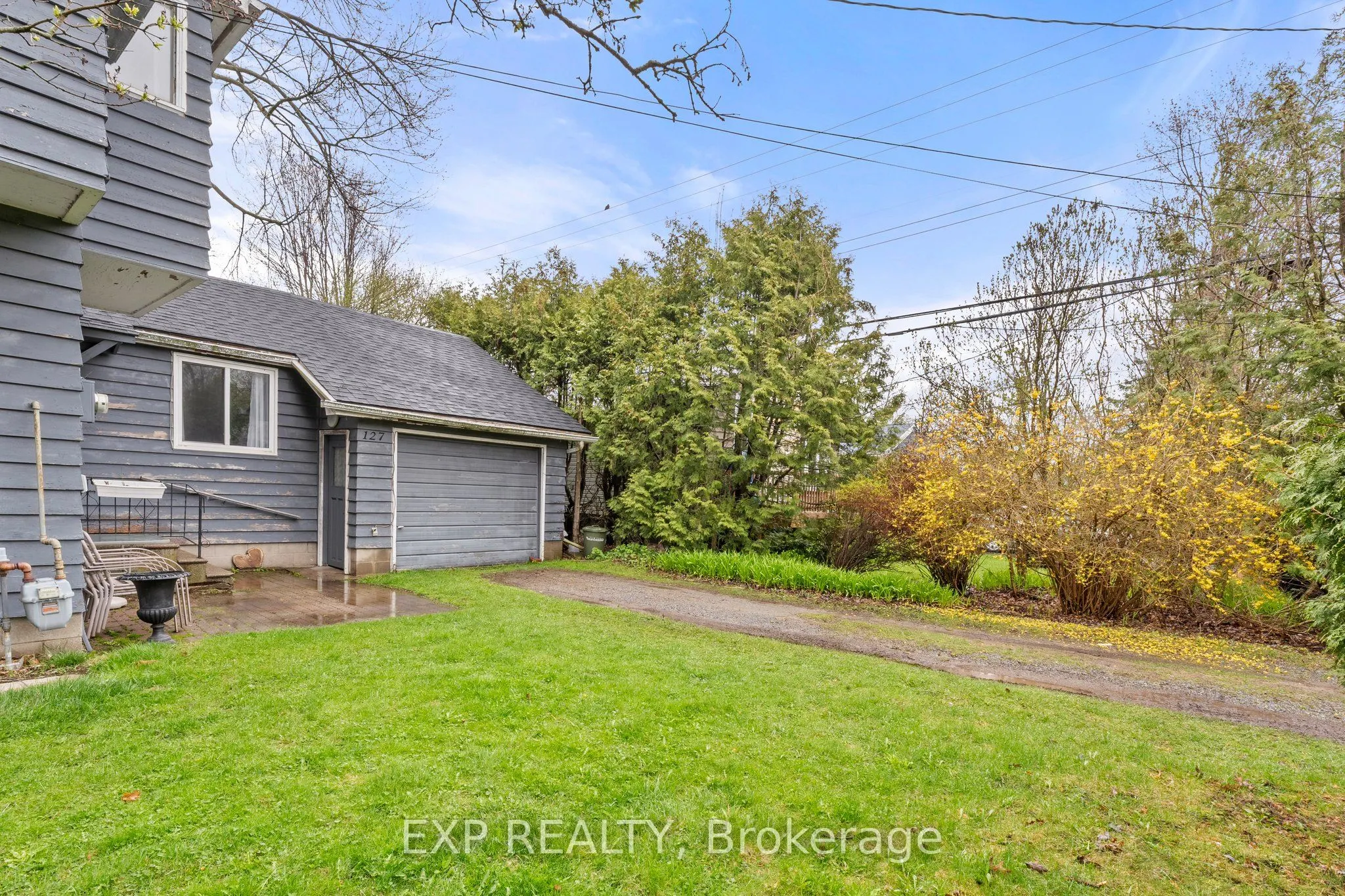 247 Hedge Road