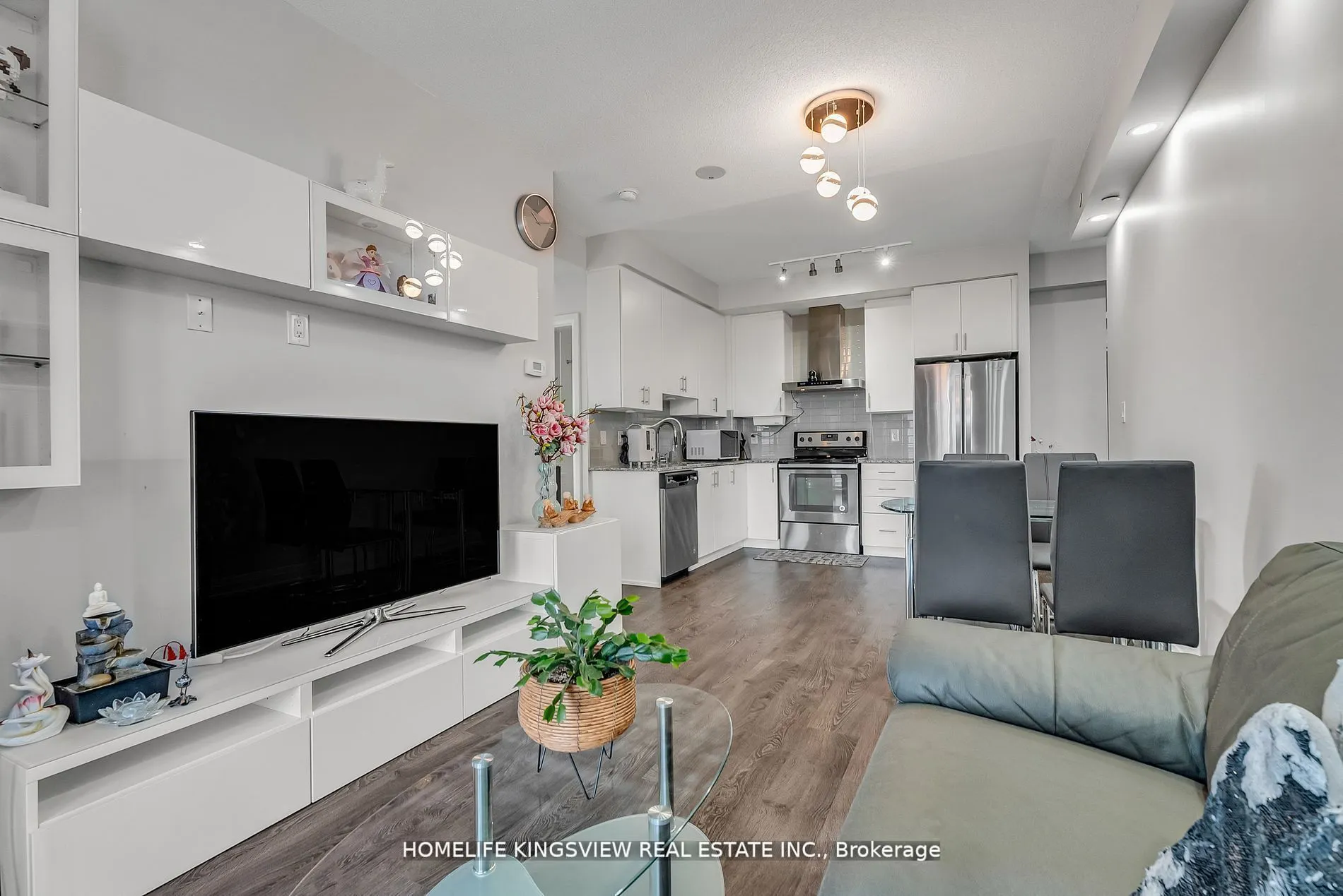 3700 hwy 7, #1802