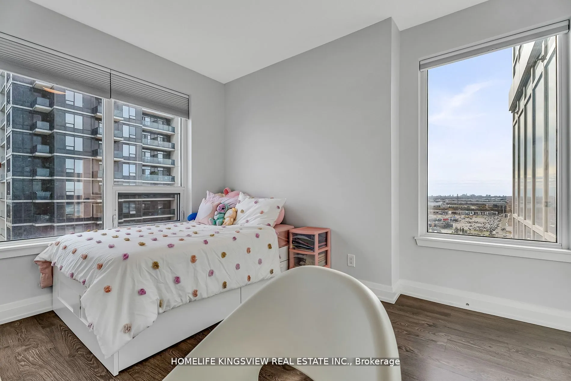 3700 hwy 7, #1802