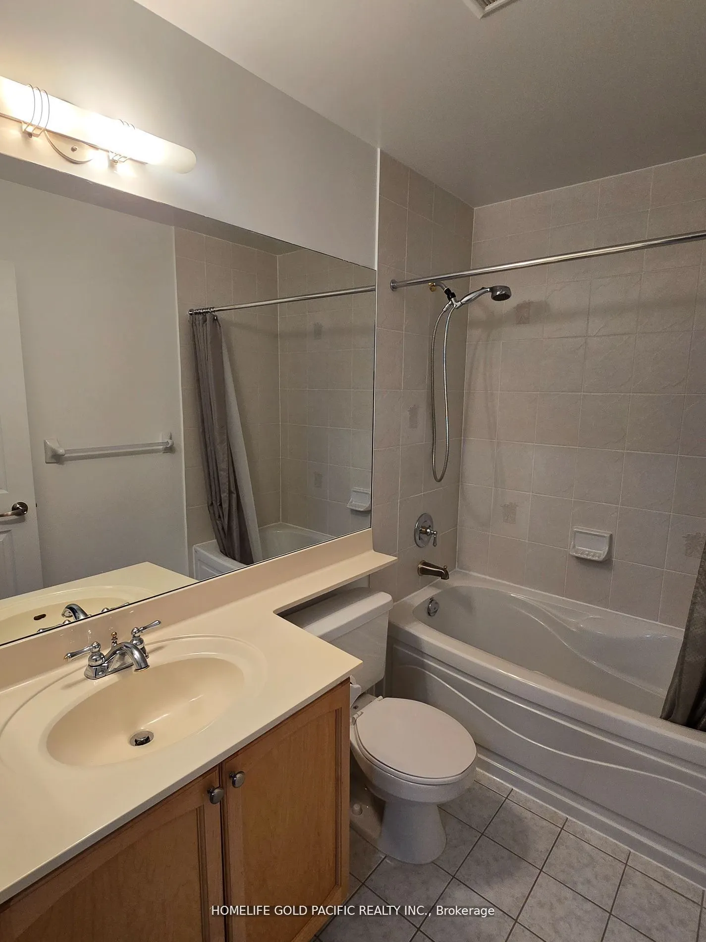 33 Cox Boulevard, #117