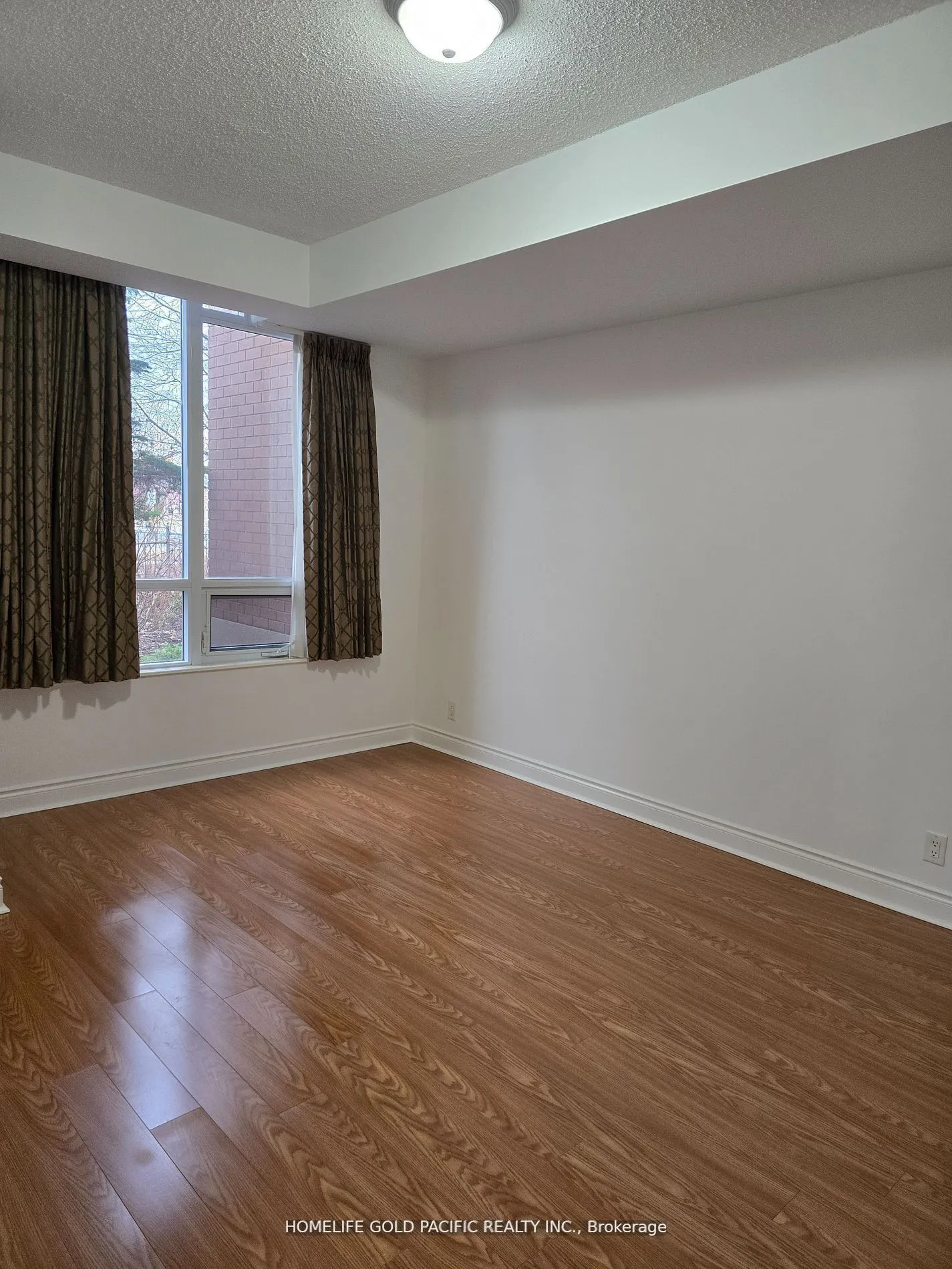33 Cox Boulevard, #117