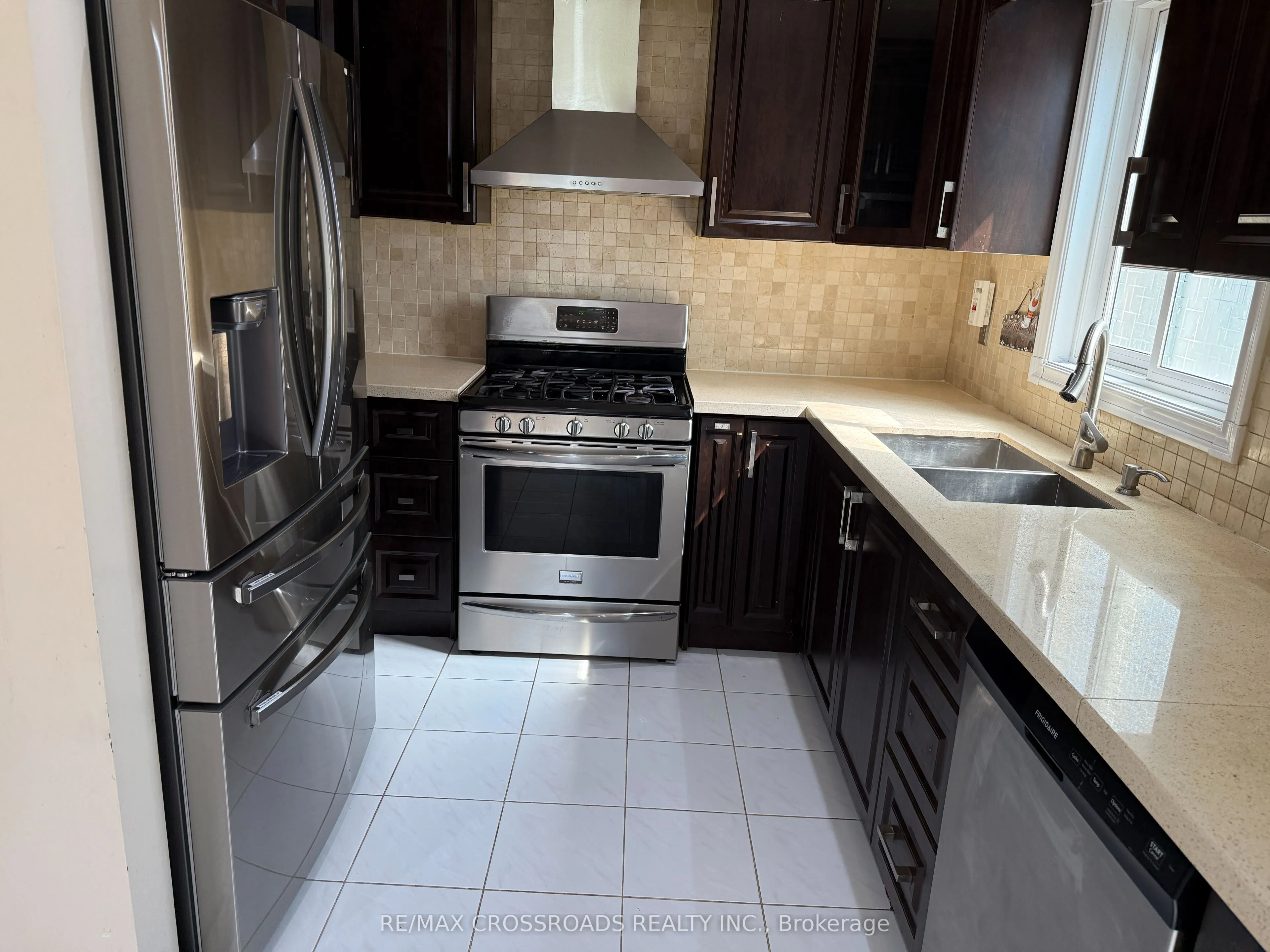 80 Terrosa Road, #Main