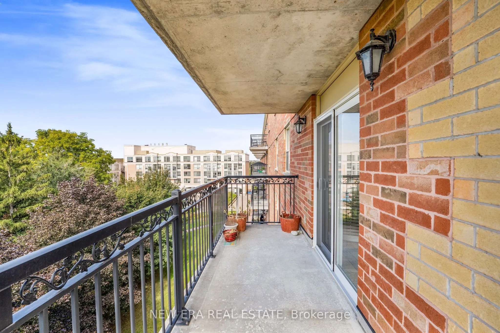 7373 Martin Grove Road, #522